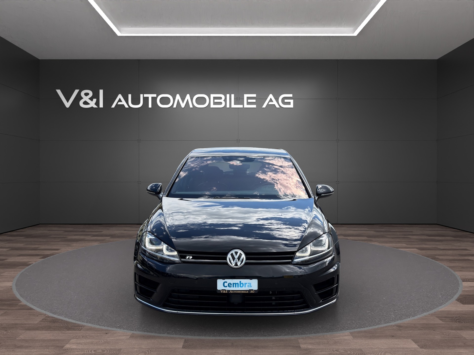 VW Golf 2.0 TSI R 4Motion DSG-showroom-element-2