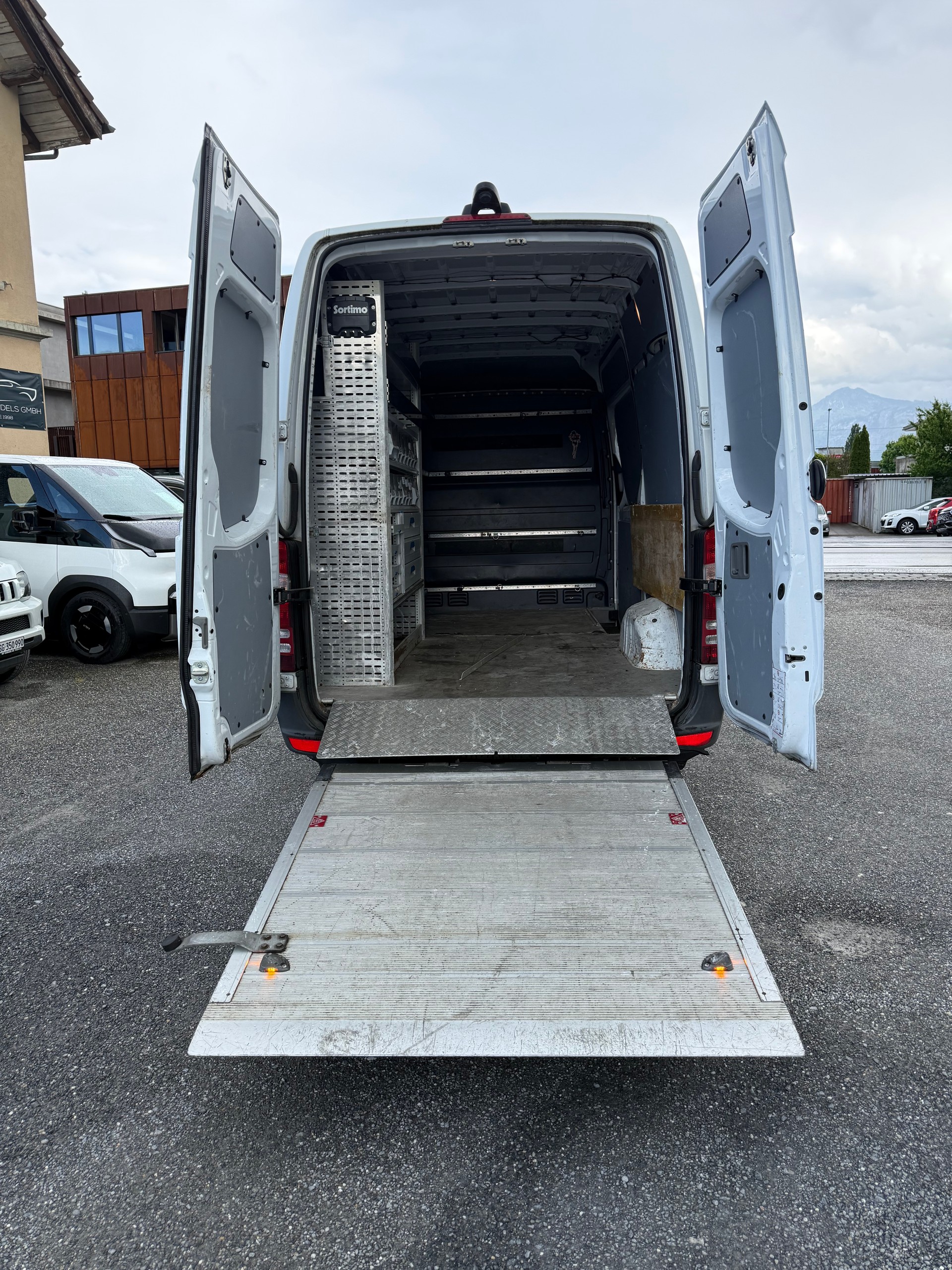 MERCEDES-BENZ Sprinter 314 CDI Standard-image-13