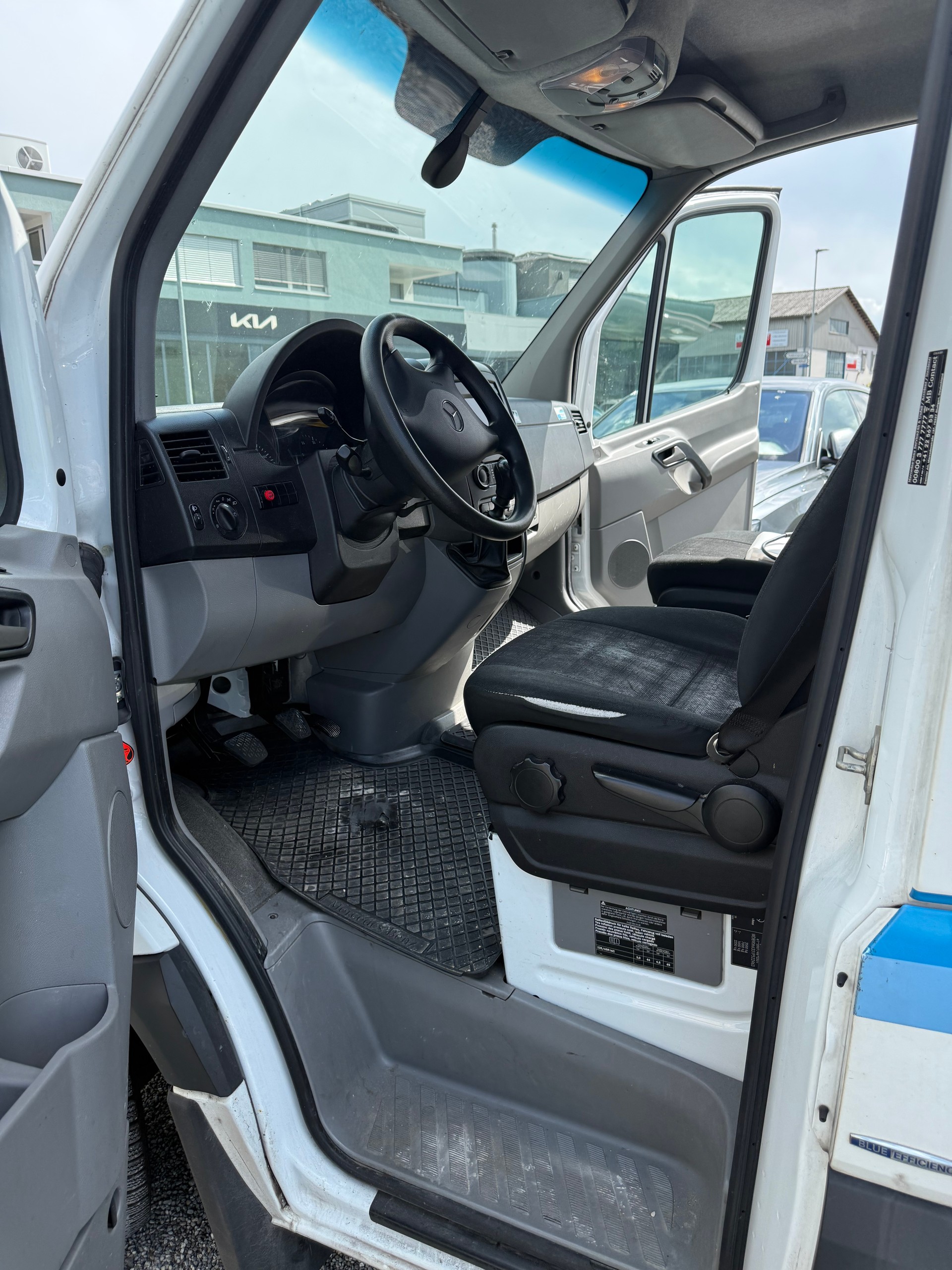 MERCEDES-BENZ Sprinter 314 CDI Standard-image-8