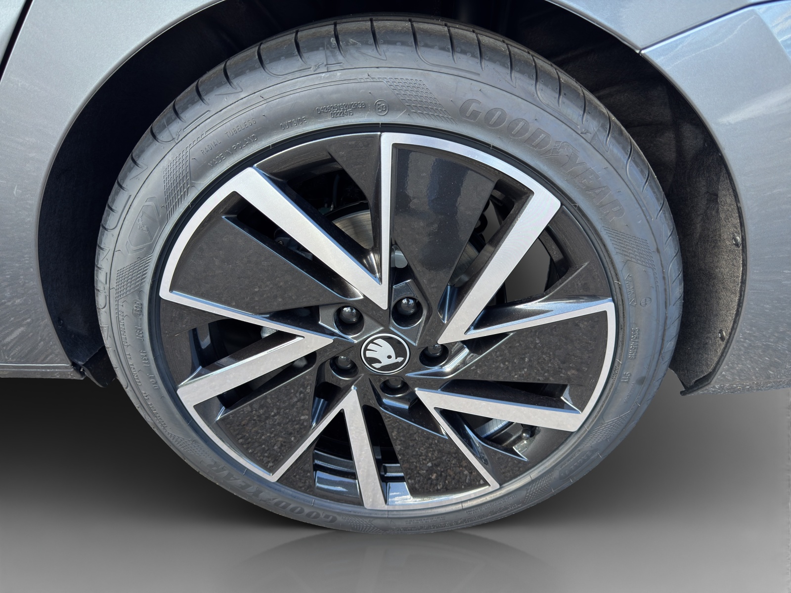 SKODA Octavia Sportline Dynamic-image-13