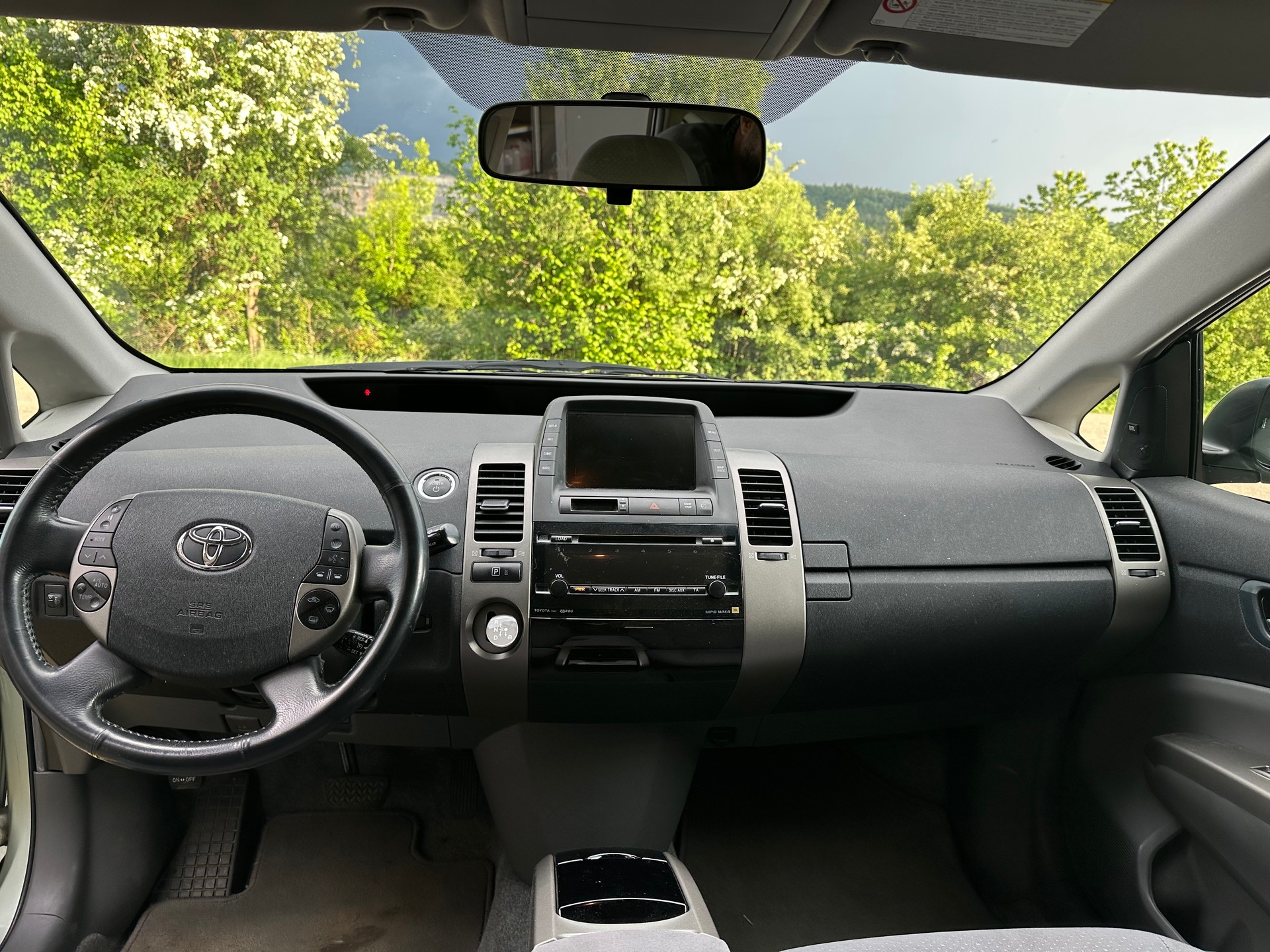TOYOTA Prius 1.5 16V Hybrid-image-6