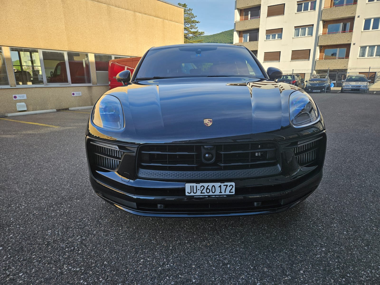 PORSCHE Macan GTS-image-9