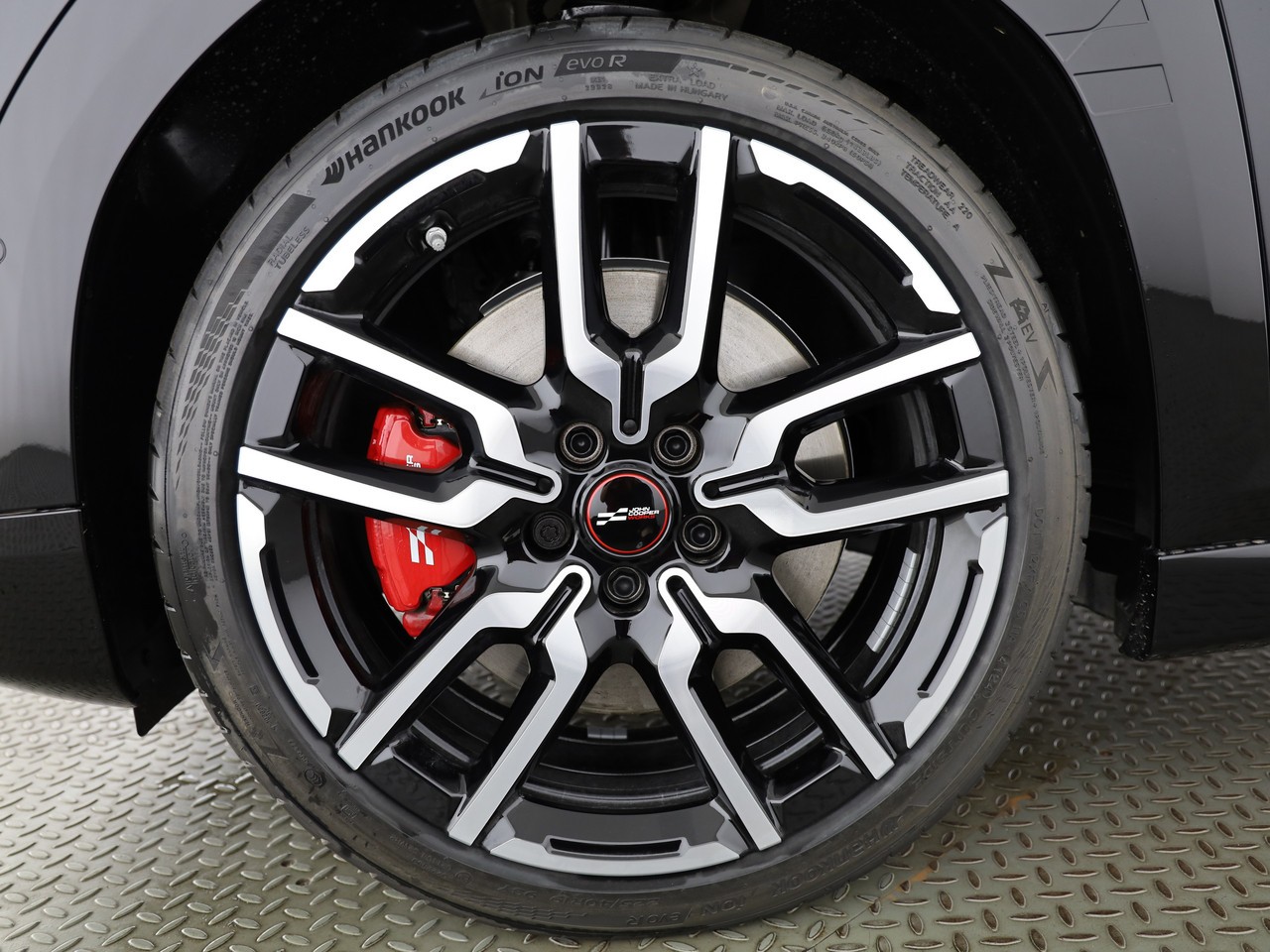 MINI Aceman e John Cooper Works-image-23