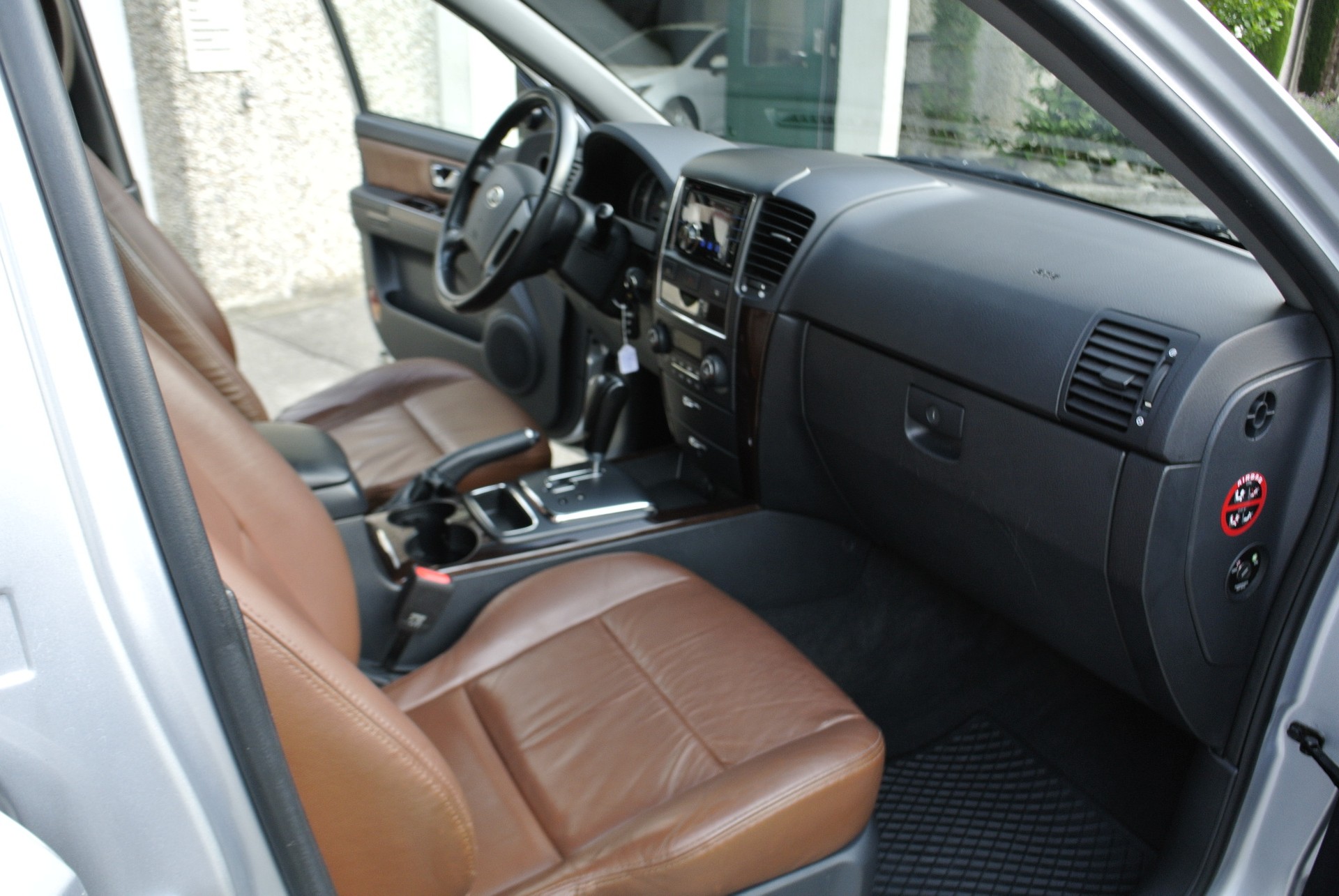 KIA Sorento 2.5 CRDI-image-16