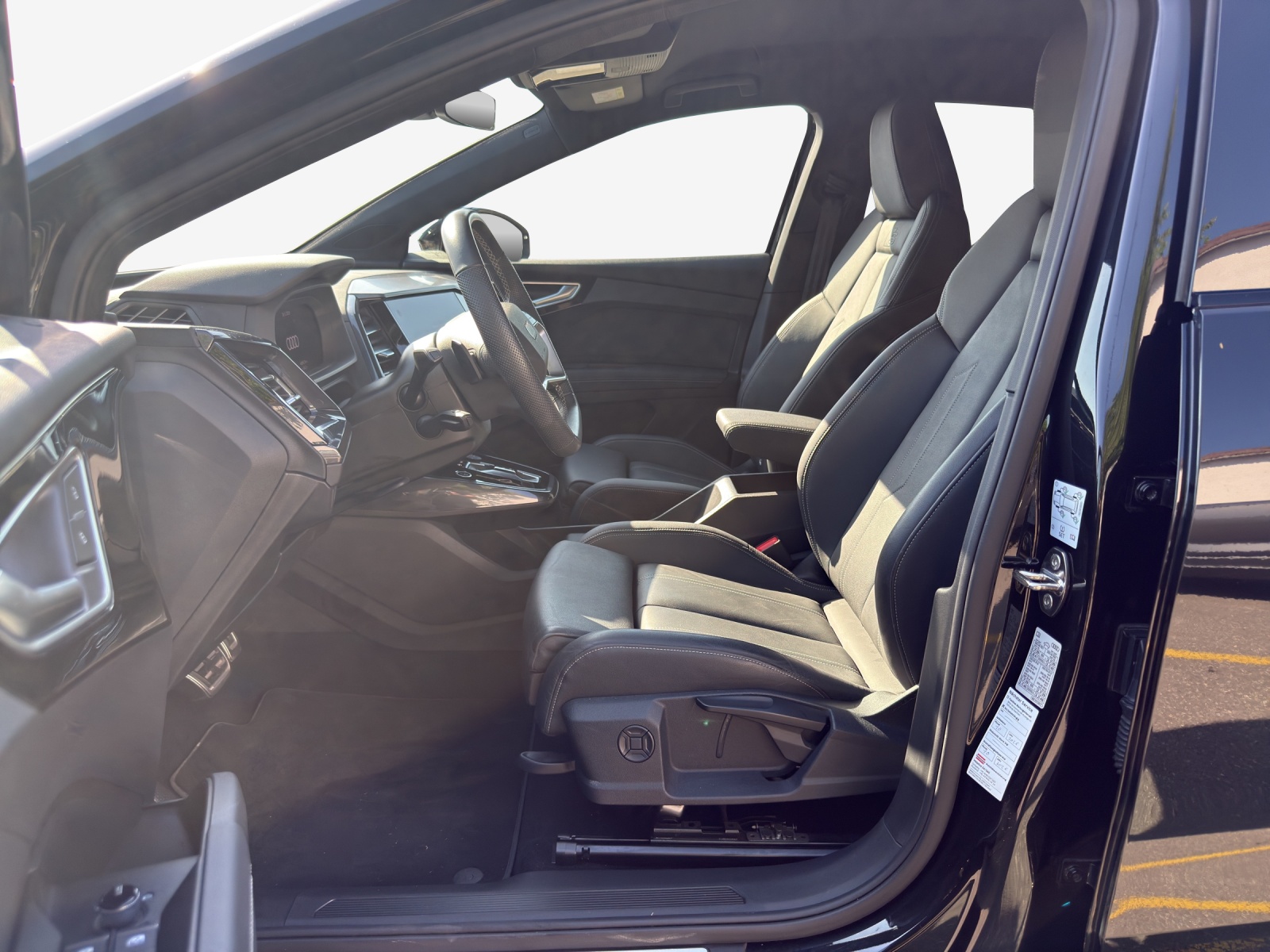AUDI Q4 Sportback e-tron 50 quattro-image-8