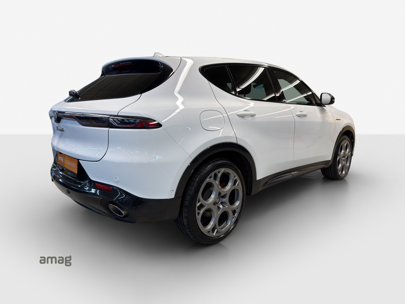 ALFA ROMEO Tonale 1.3 Plug-in-Hybrid Q4 Veloce-image-4
