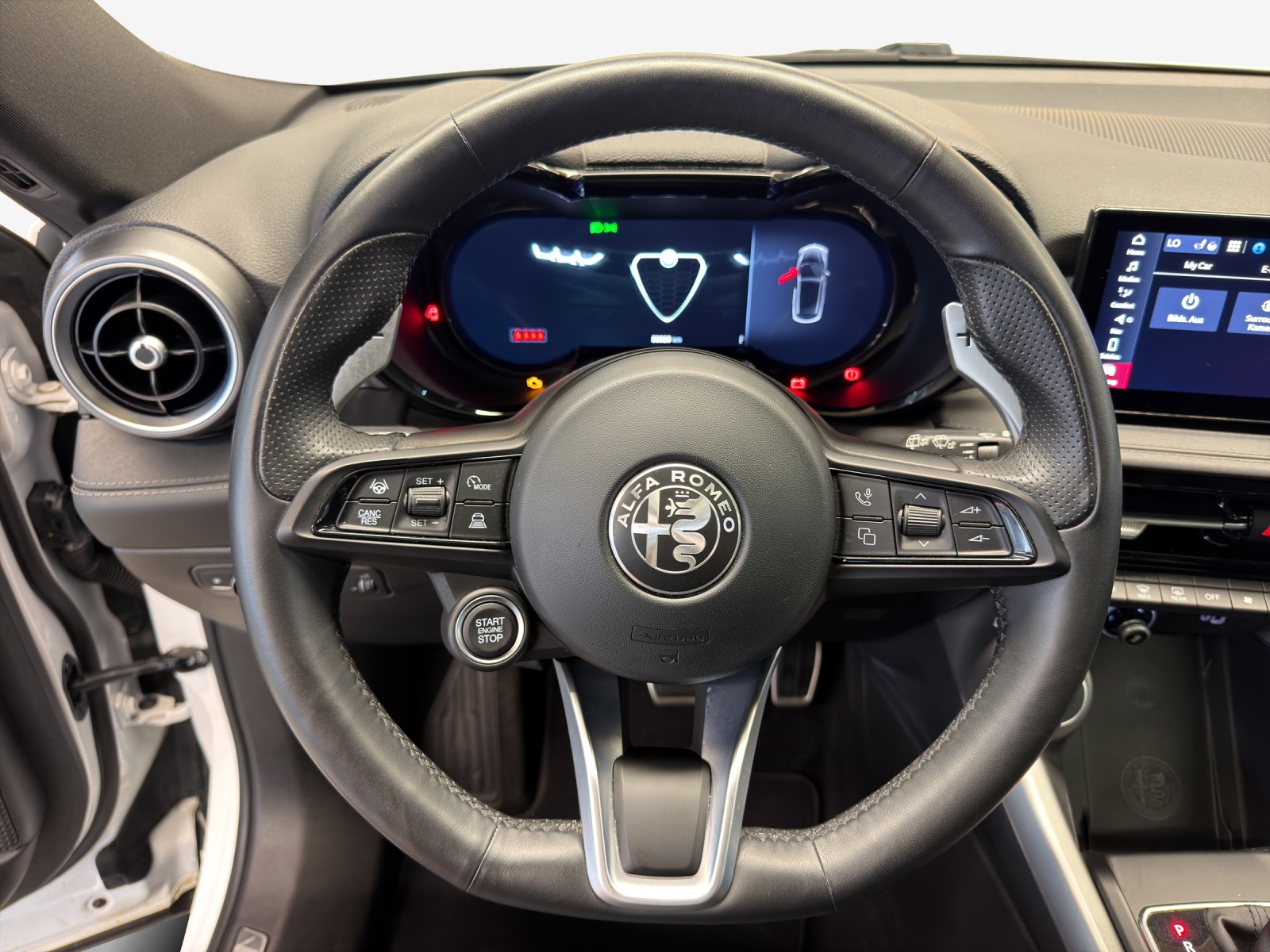 ALFA ROMEO Tonale 1.3 Plug-in-Hybrid Q4 Veloce-image-9