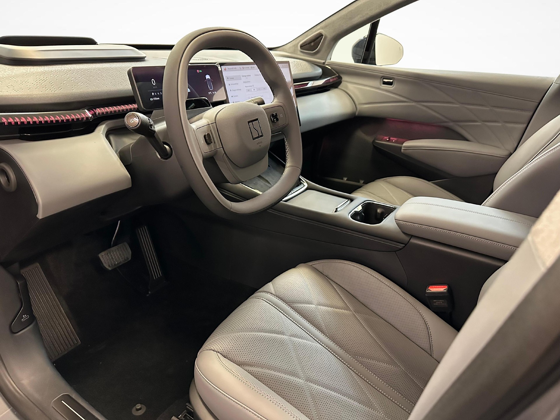 ZEEKR X Privilege AWD-showroom-element-3
