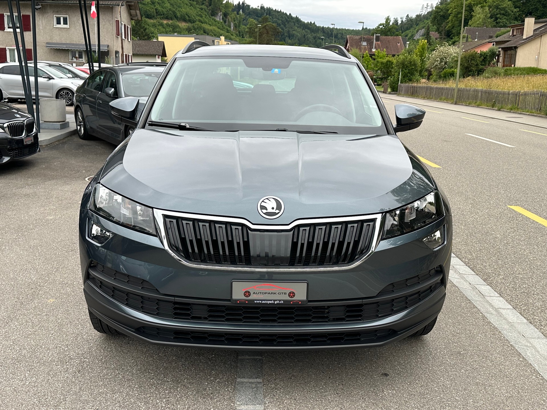 SKODA Karoq 1.5 TSI ACT Ambition DSG-showroom-element-2
