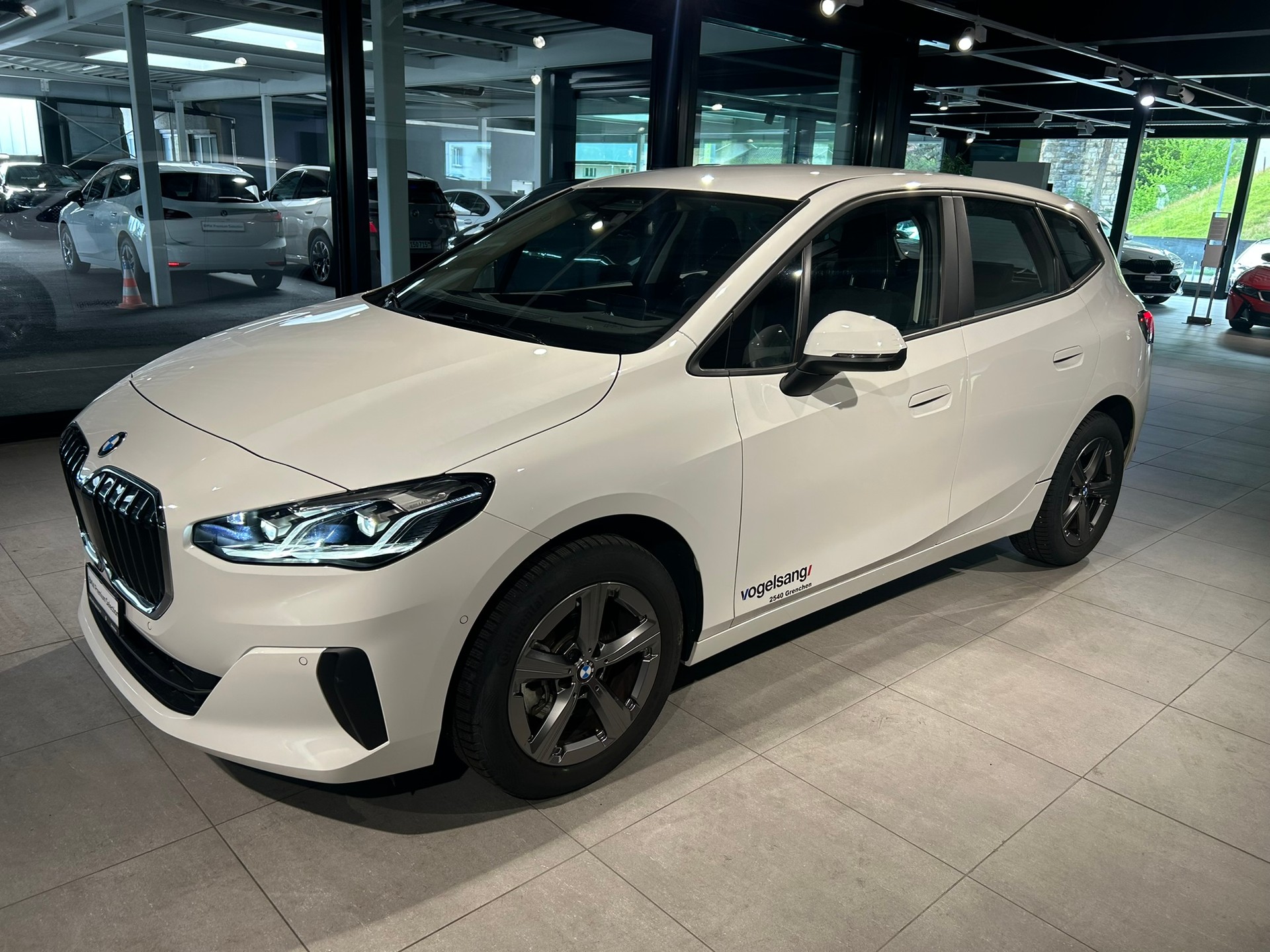 BMW 218d Active Tourer DKG-image-6