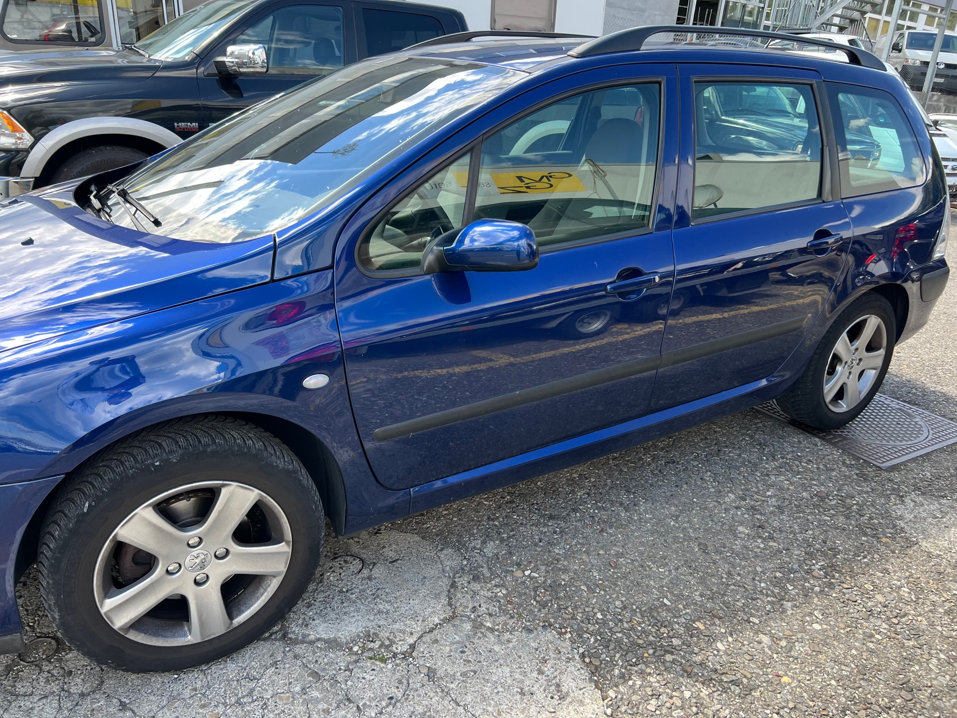 PEUGEOT 307 1.6 16V XS-image-2