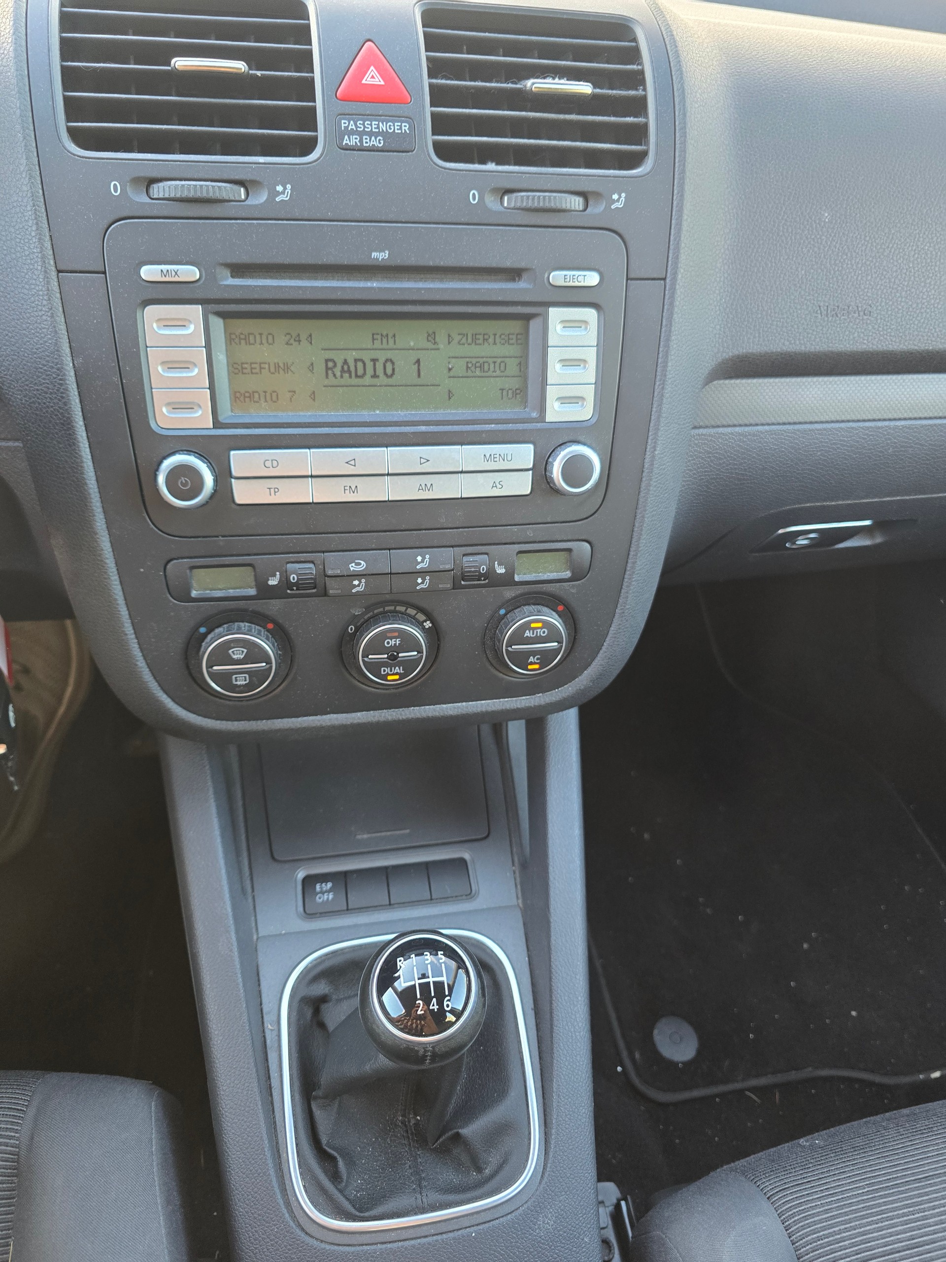 VW Golf 1.4 TSI Comfortline-image-9