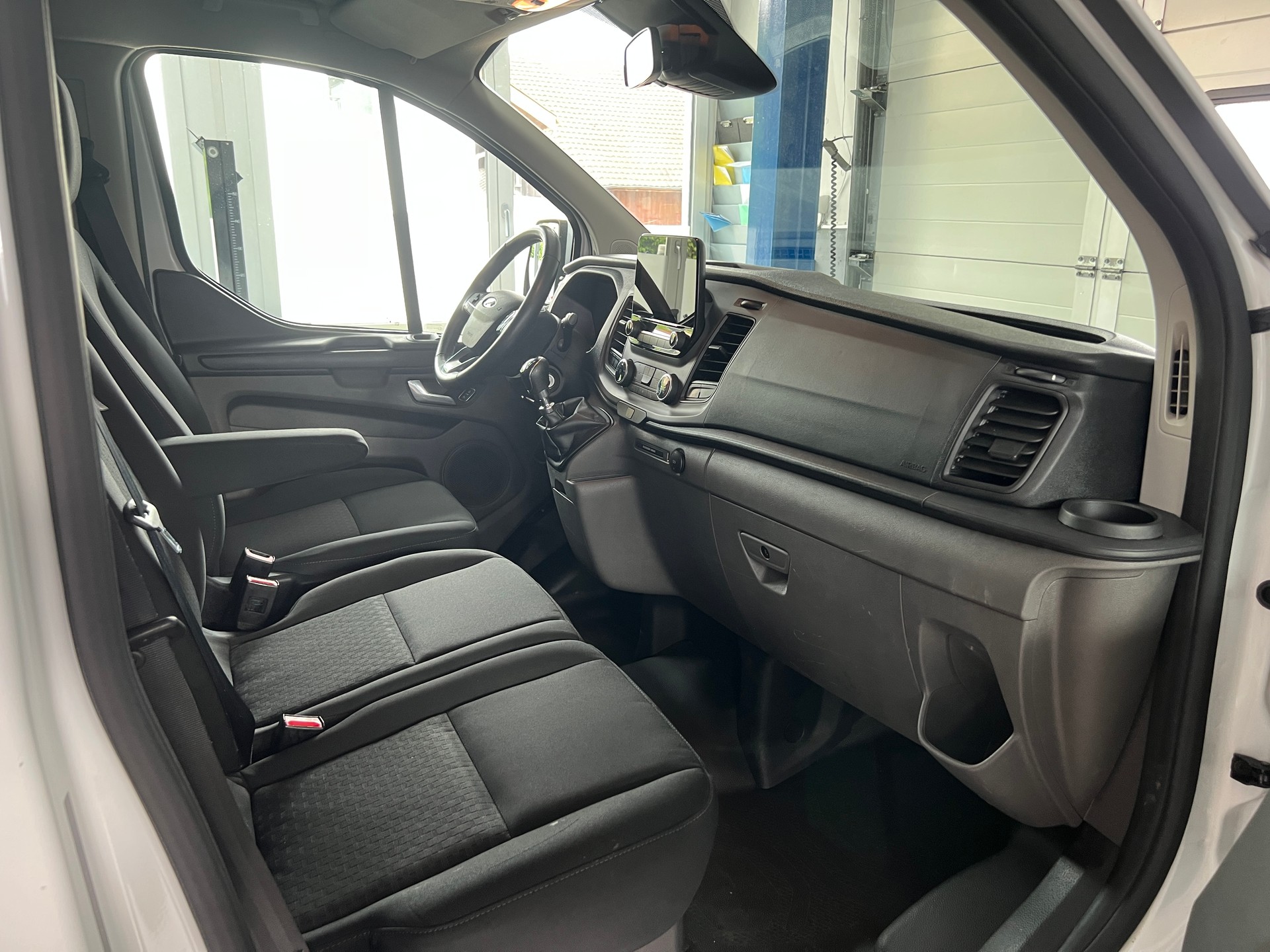 FORD Transit Custom Van 320 L1H1 Trend-image-5
