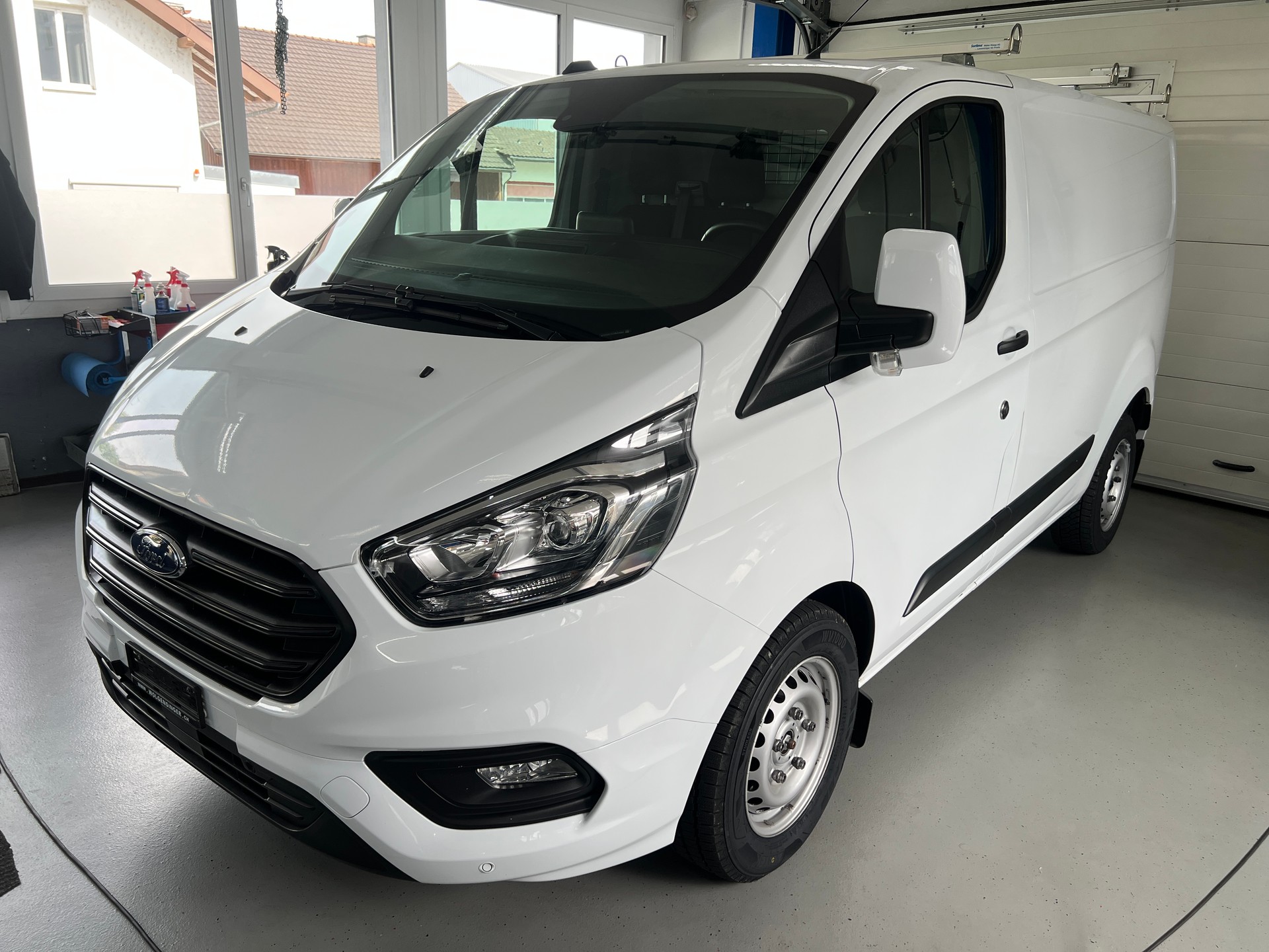 FORD Transit Custom Van 320 L1H1 Trend-image-0