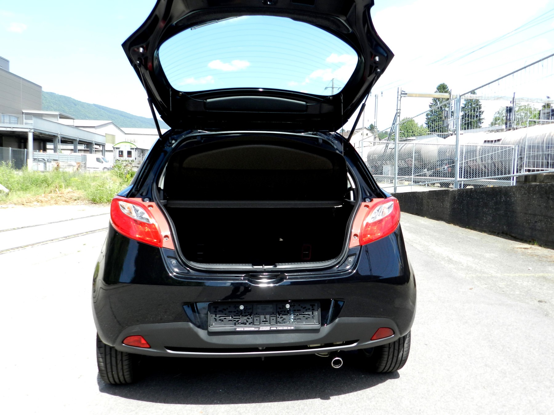 MAZDA 2 1.3i 16V Exclusive-image-13