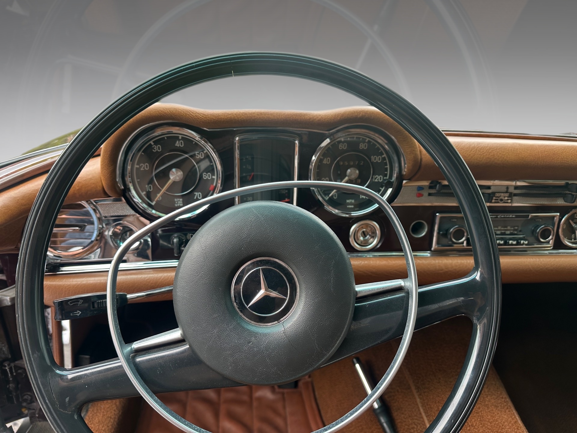 MERCEDES-BENZ SL 280 Pagode-image-16