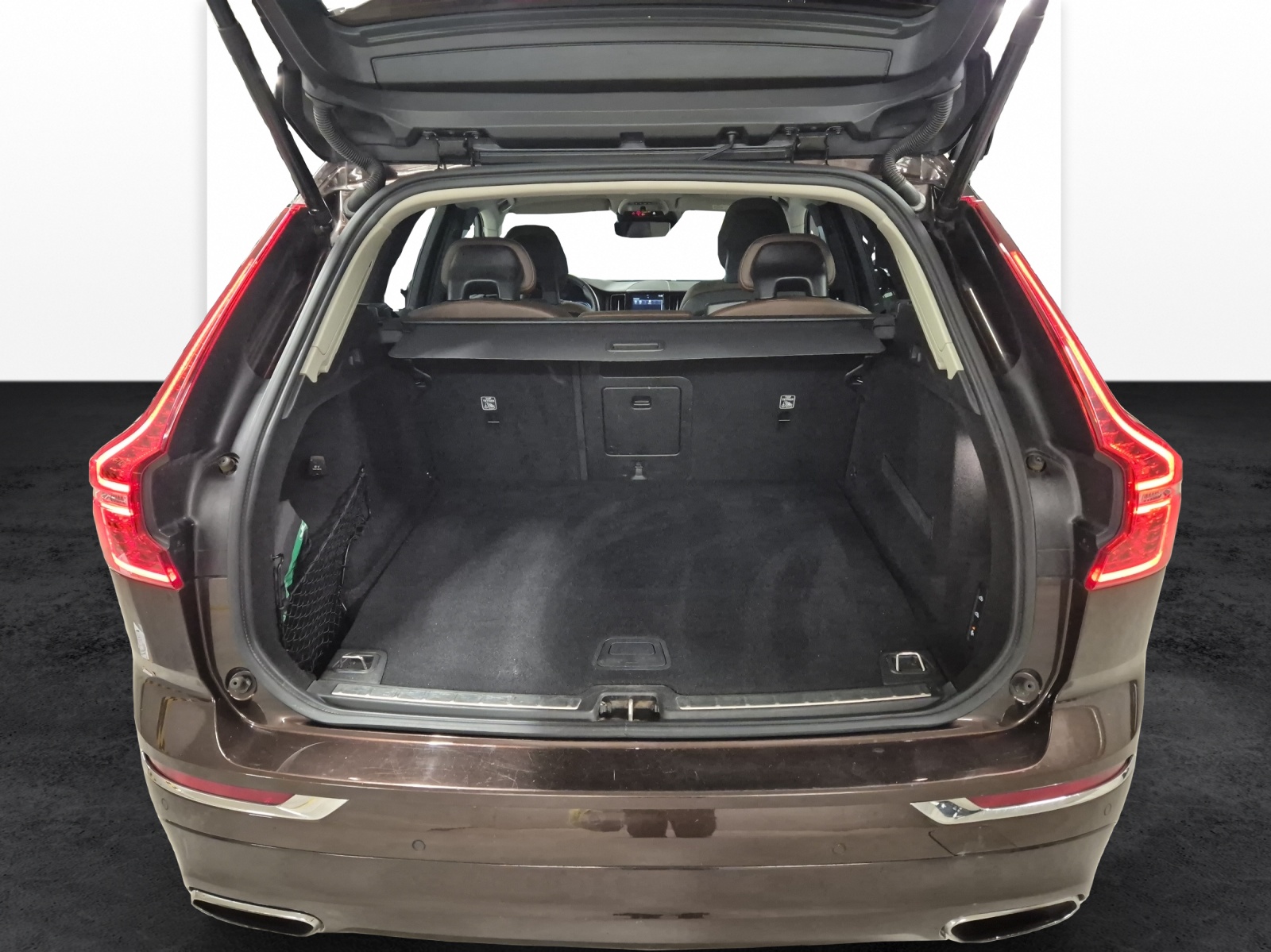 VOLVO XC60 2.0 T8 TE Inscription AWD-image-18