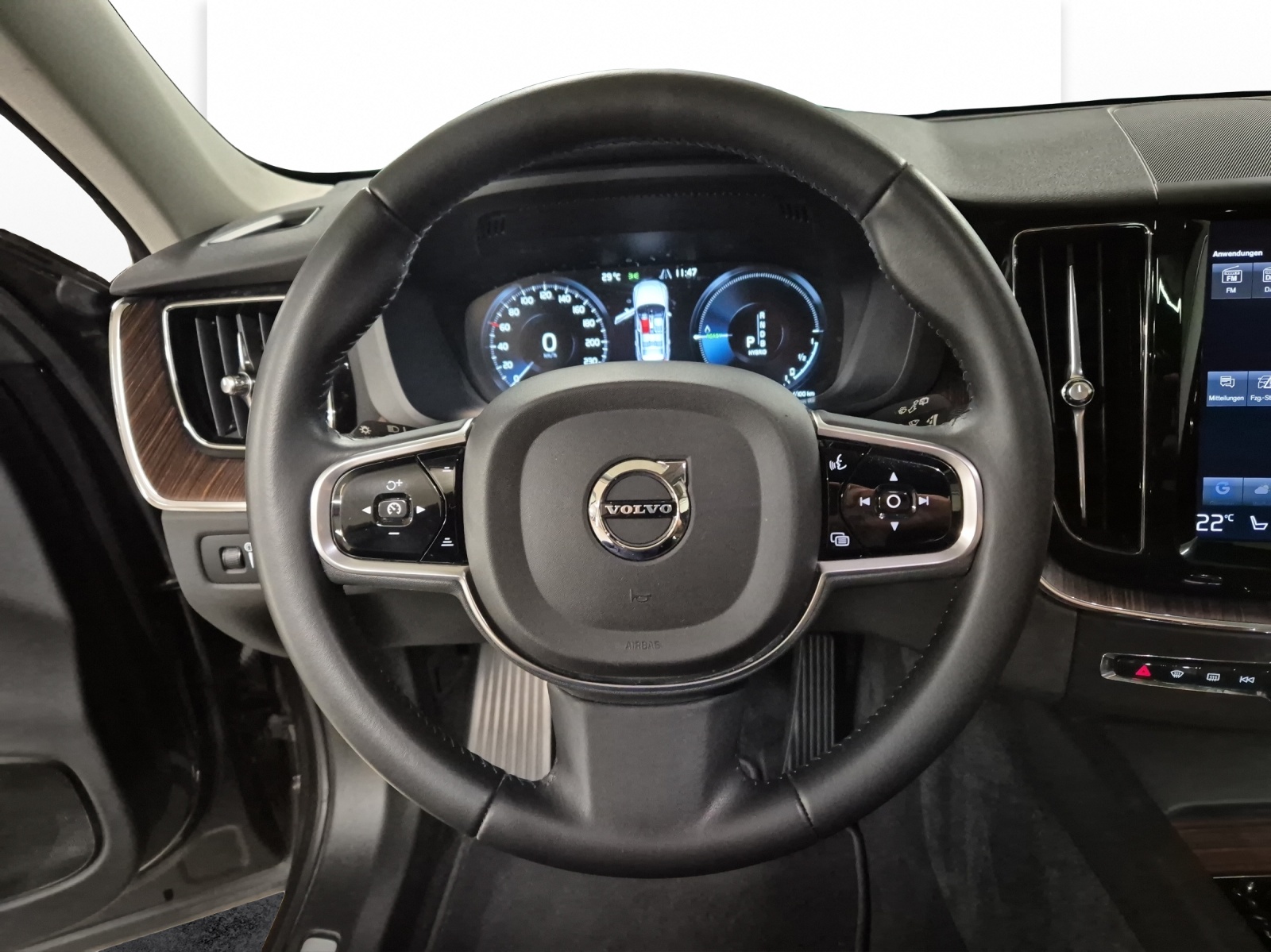 VOLVO XC60 2.0 T8 TE Inscription AWD-image-9
