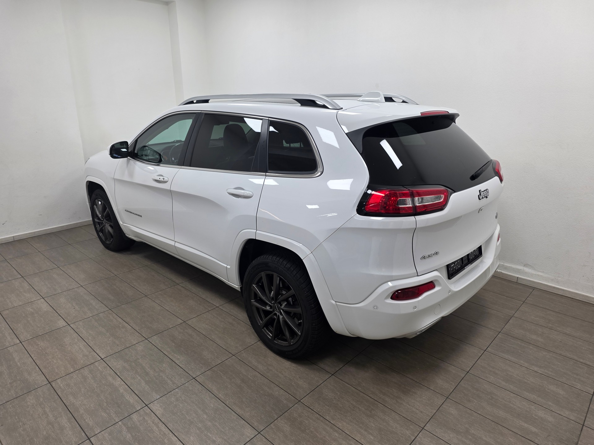 JEEP Cherokee 2.2TD Overland AWD 9ATX-image-5