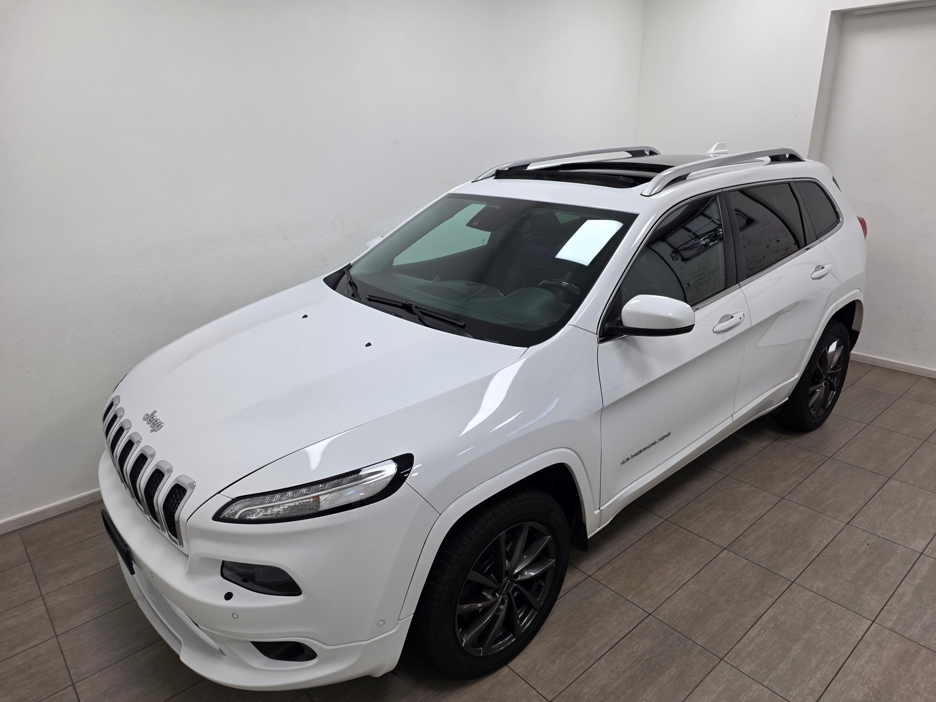 JEEP Cherokee 2.2TD Overland AWD 9ATX-image-8