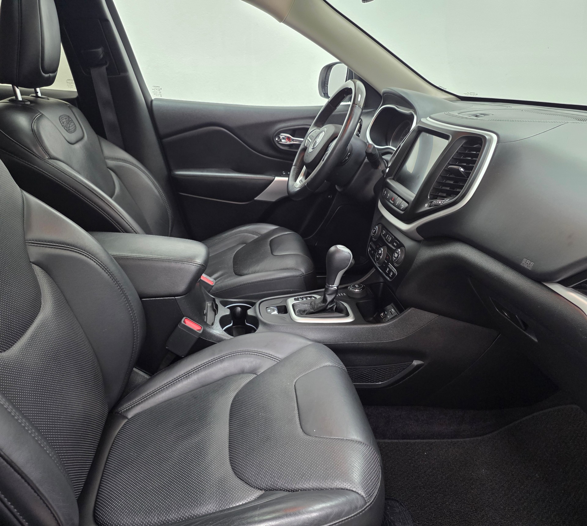 JEEP Cherokee 2.2TD Overland AWD 9ATX-image-11