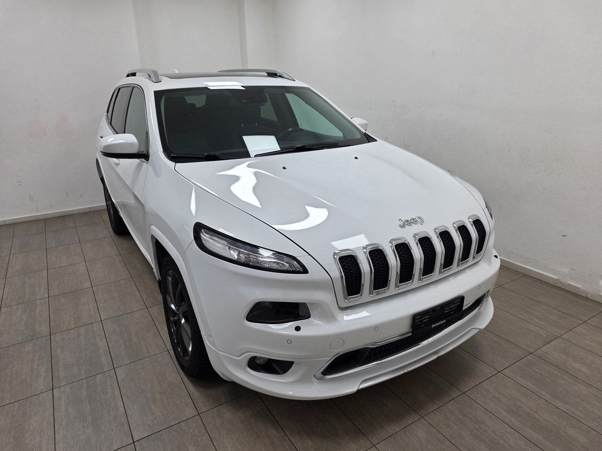 JEEP Cherokee 2.2TD Overland AWD 9ATX-image-0