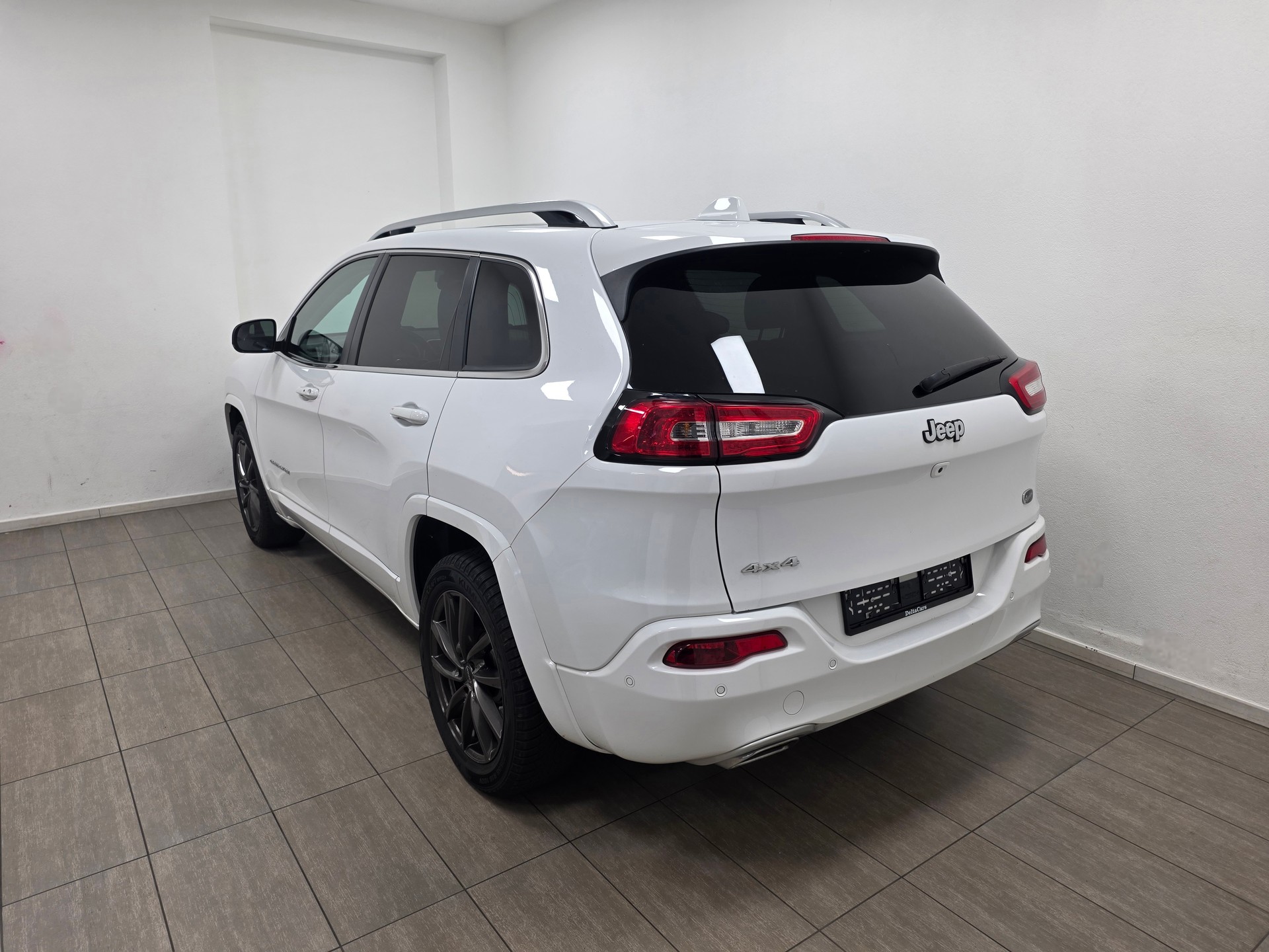 JEEP Cherokee 2.2TD Overland AWD 9ATX-image-4