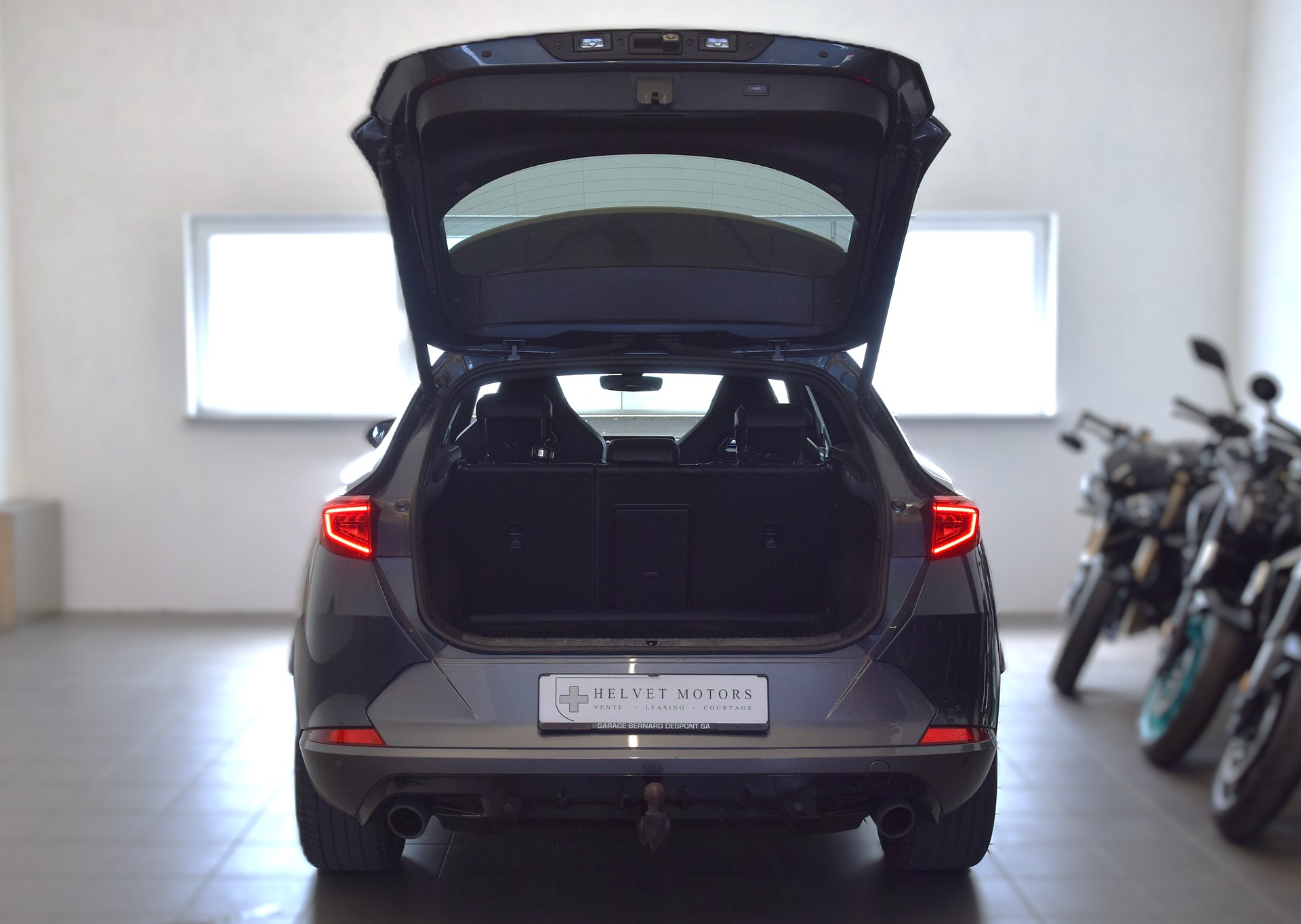 CUPRA Formentor 2.0TSI VZ DSG-image-4