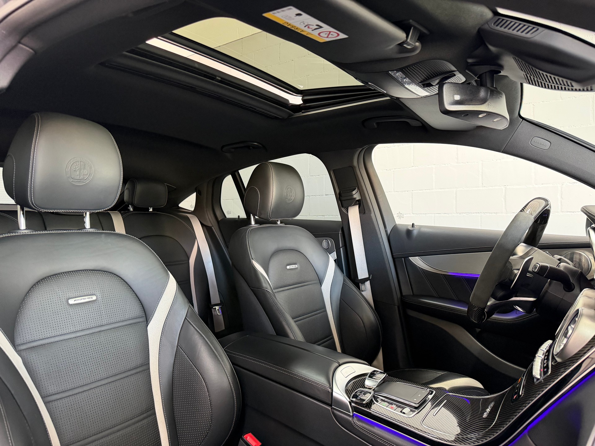 MERCEDES-BENZ GLC Coupé 63 S AMG 4Matic+ 9G-Tronic * PANO * Carbon * 360 Grad Kamera * Burmester-image-6