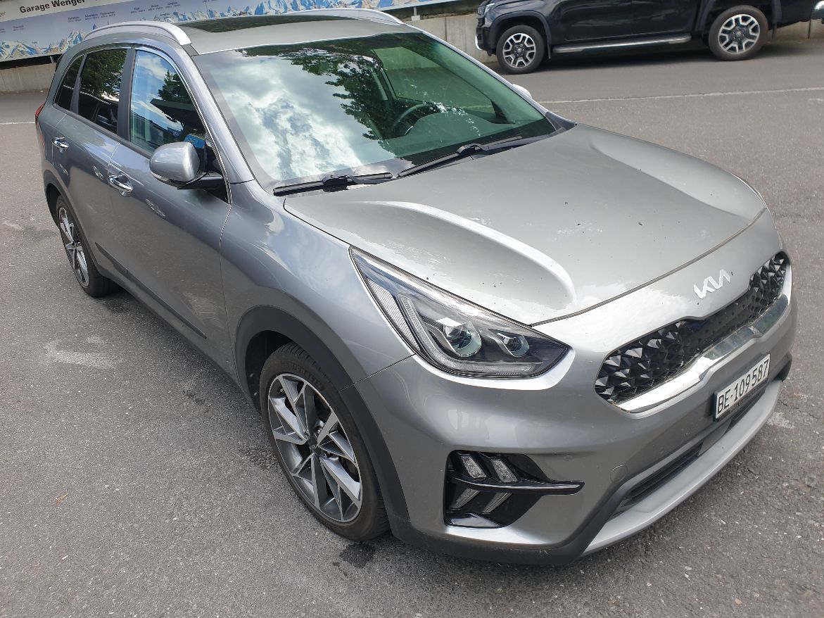 KIA Niro 1.6GDi Hybrid Style DCT-image-0