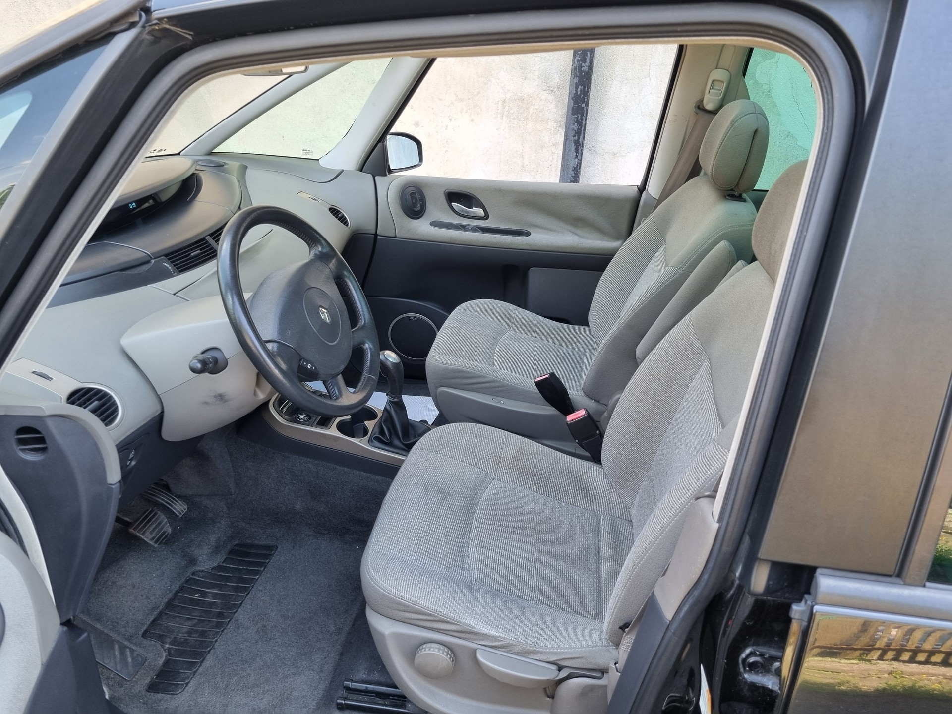 RENAULT Espace 2.0 Turbo Authentique-image-8