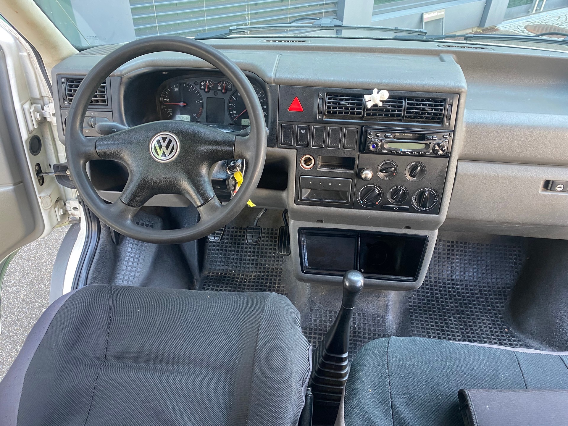 VW T4 2.5TDI-image-11