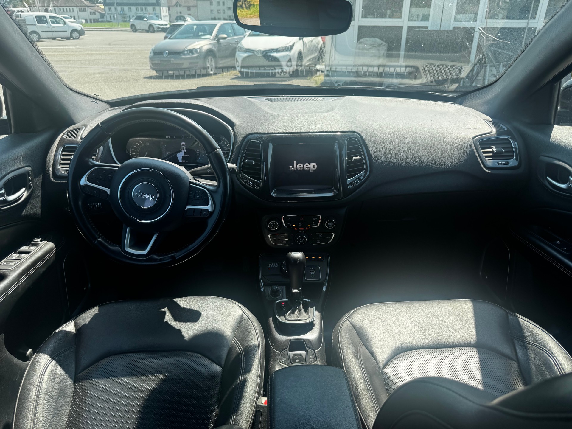 JEEP Compass 1.3 T PHEV S AWD-image-9