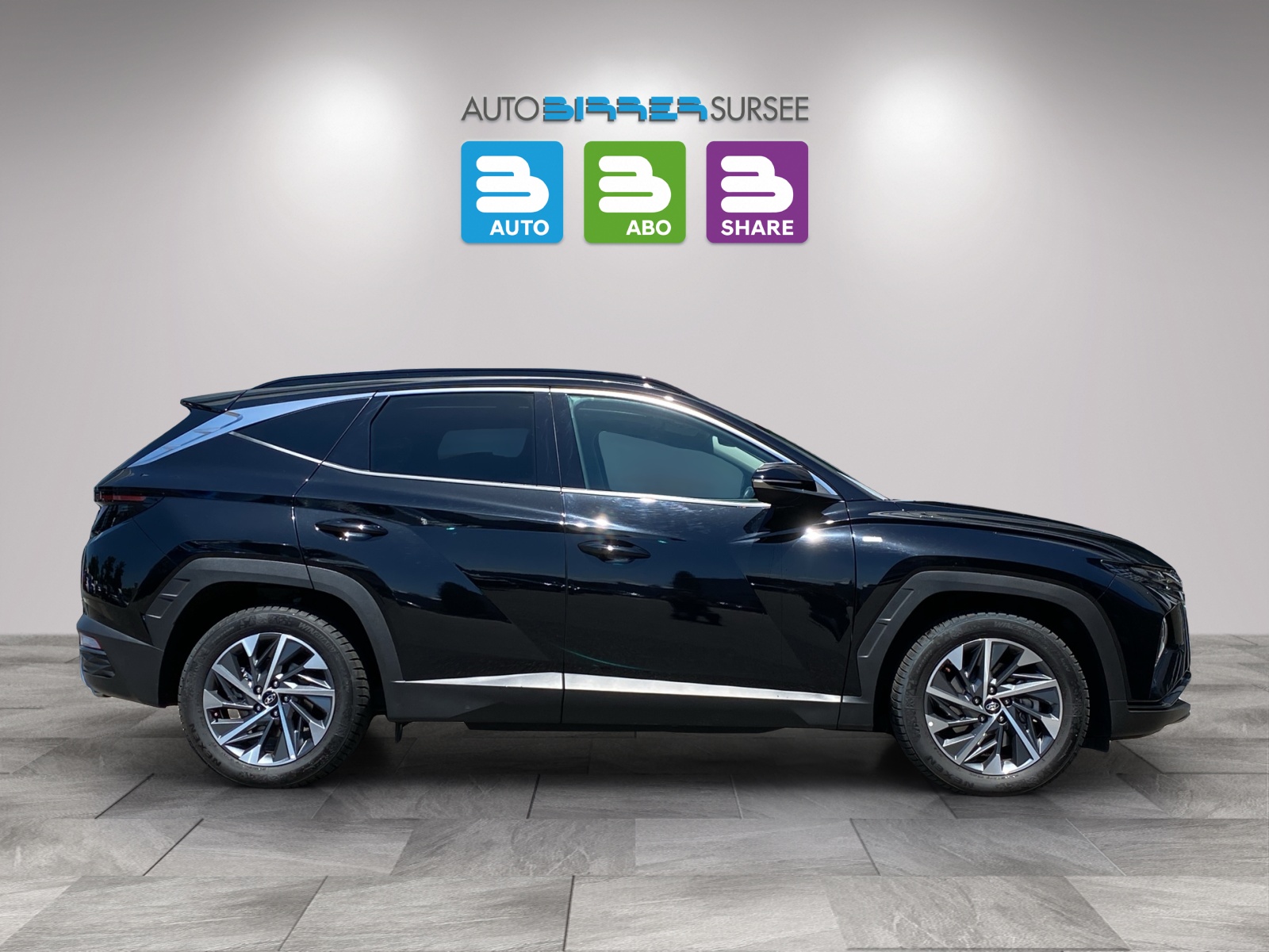 HYUNDAI Tucson 1.6 T-GDi Amplia 4WD-image-3