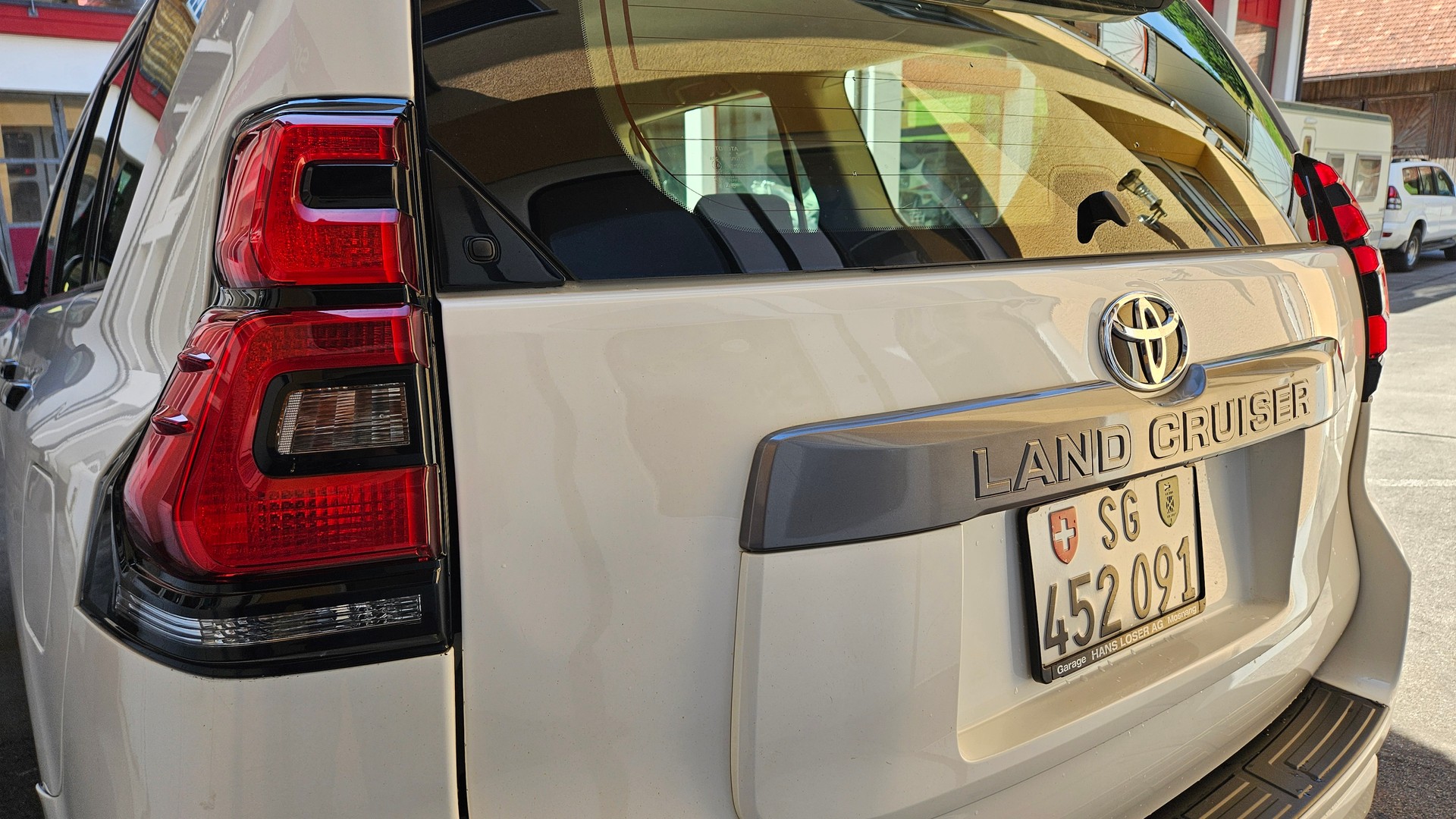 TOYOTA Land Cruiser 2.8TD Active Automat-image-18