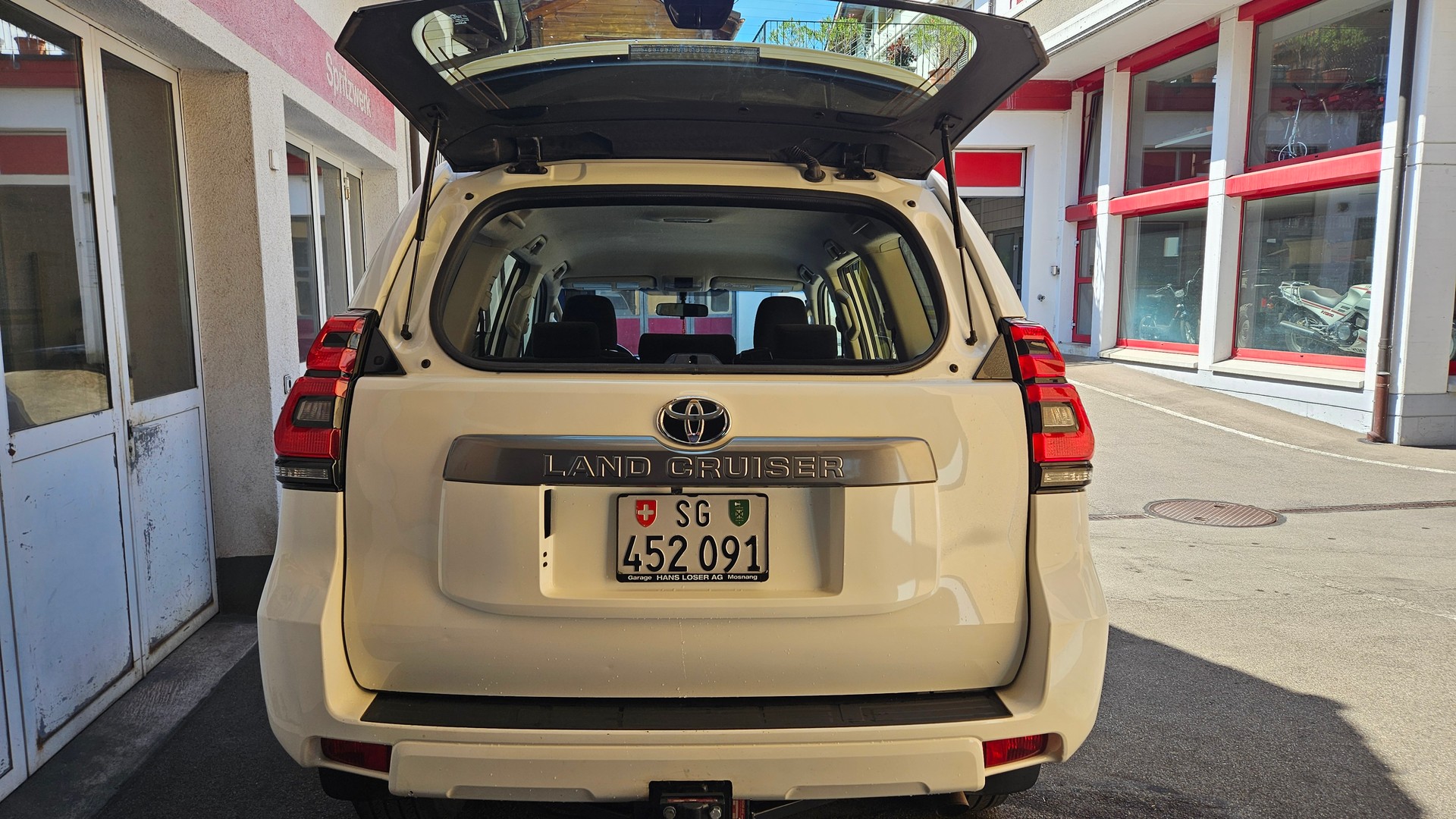 TOYOTA Land Cruiser 2.8TD Active Automat-image-7