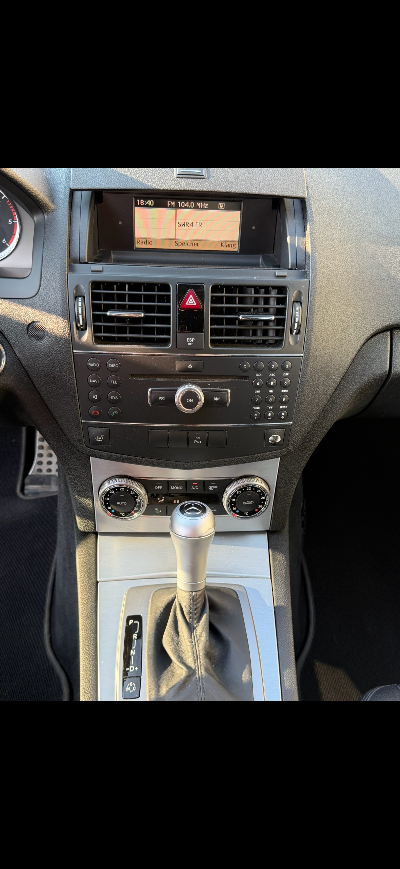 MERCEDES-BENZ C 350 CDI (320 CDI) Avantgarde 4Matic 7G-Tronic-image-12