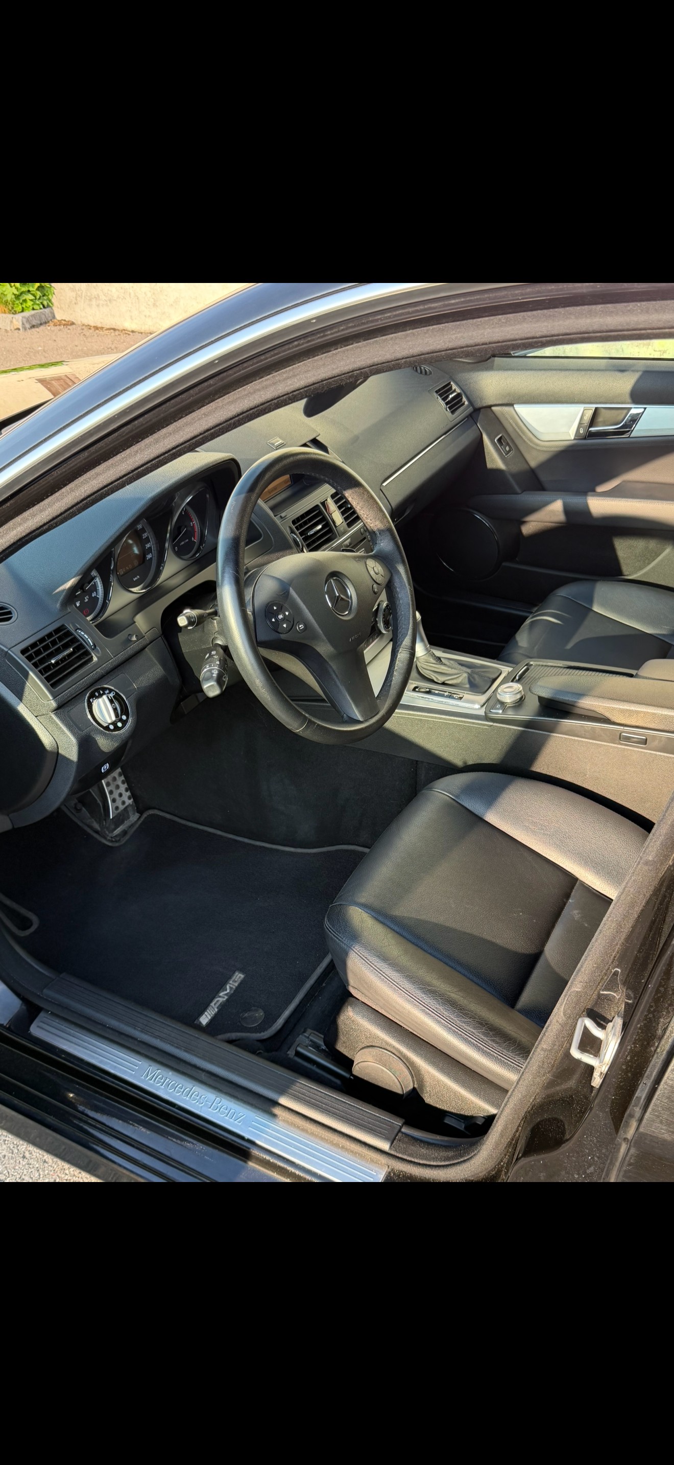MERCEDES-BENZ C 350 CDI (320 CDI) Avantgarde 4Matic 7G-Tronic-image-9
