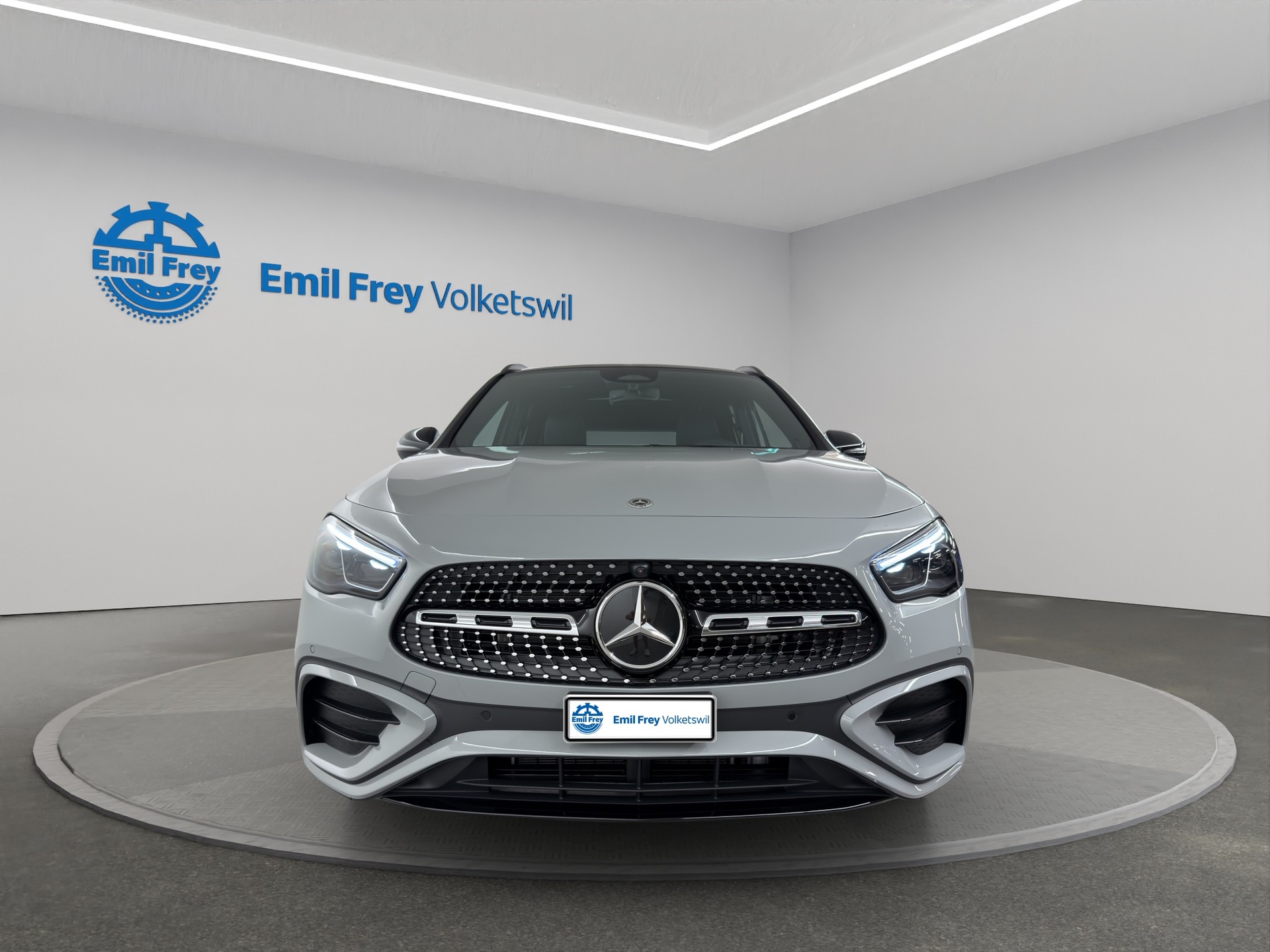 MERCEDES-BENZ GLA 200 Night Star AMG Line-image-11