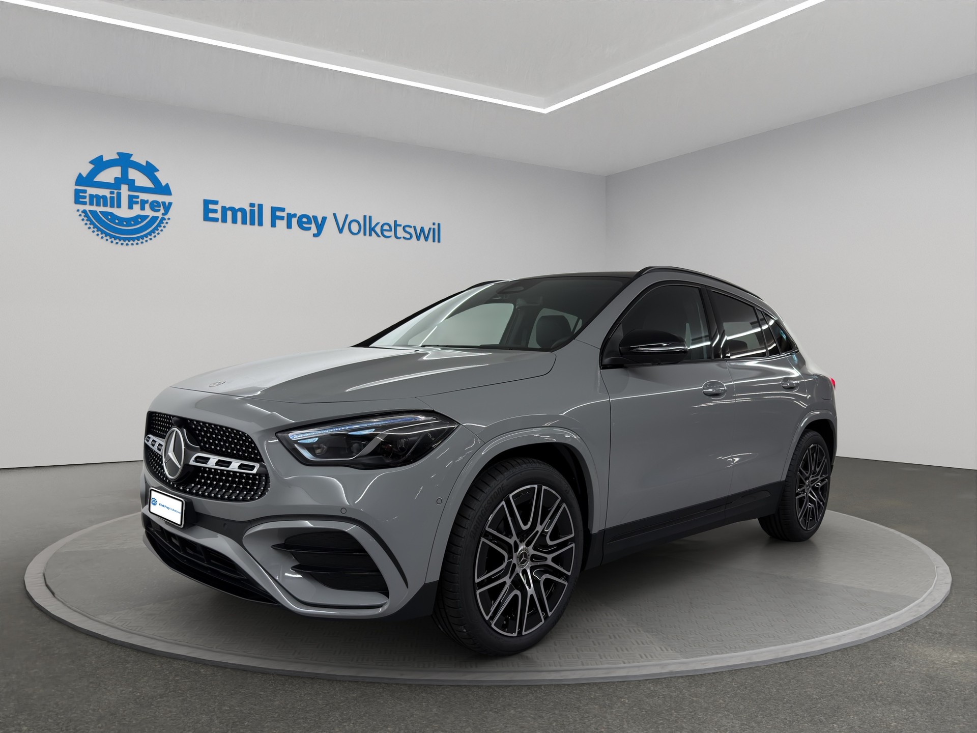 MERCEDES-BENZ GLA 200 Night Star AMG Line-image-0