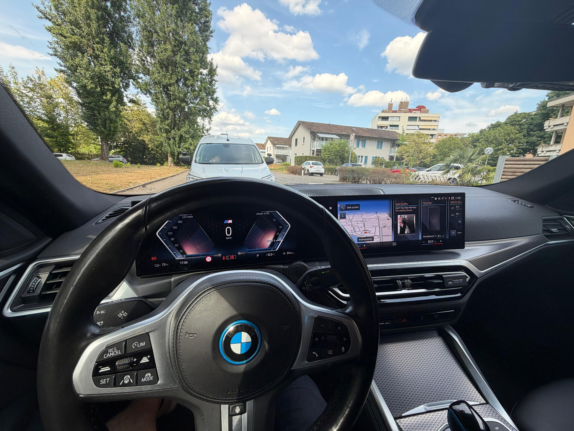 BMW eDrive40-image-10