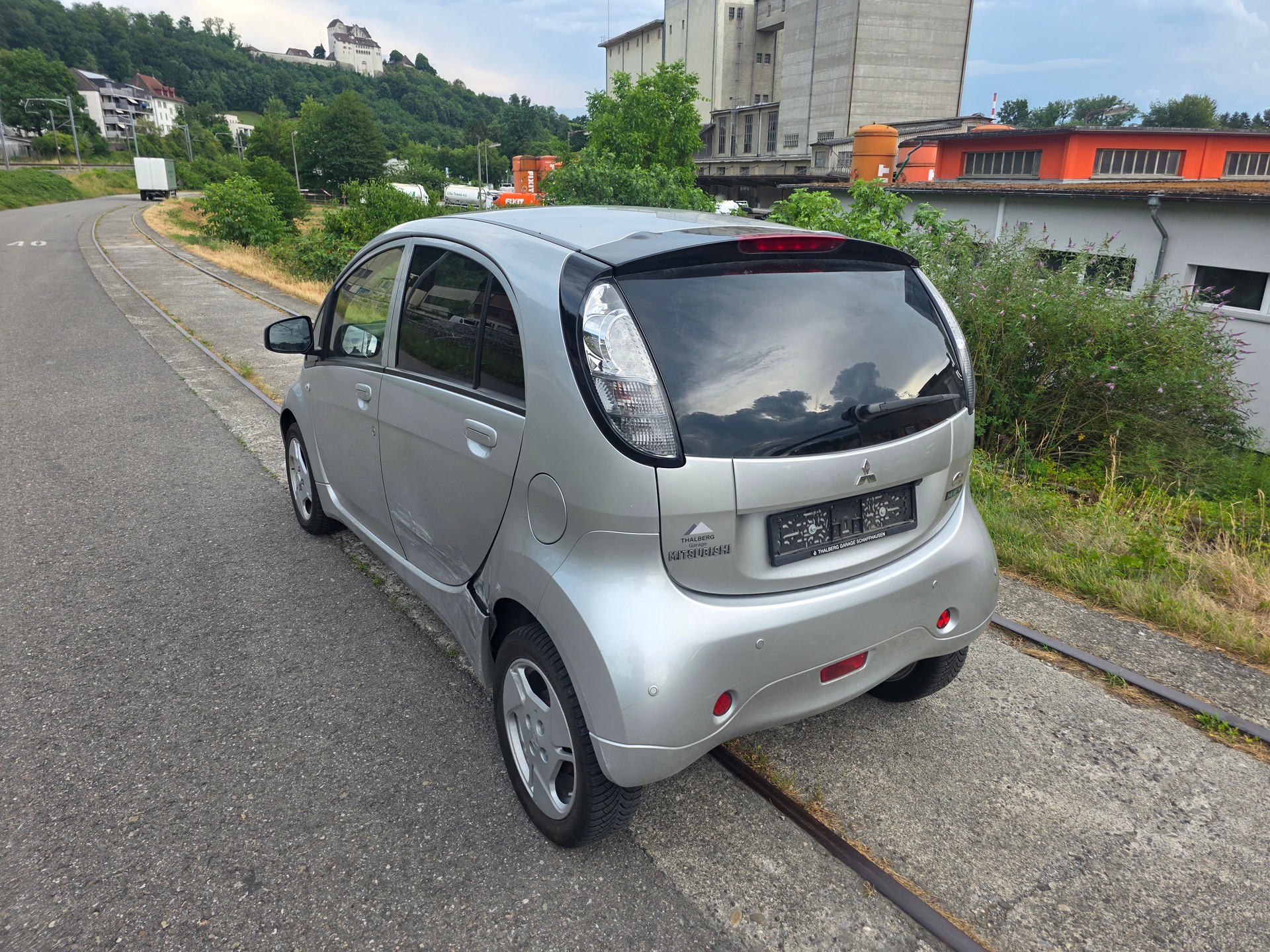 MITSUBISHI i MiEV Style-image-10