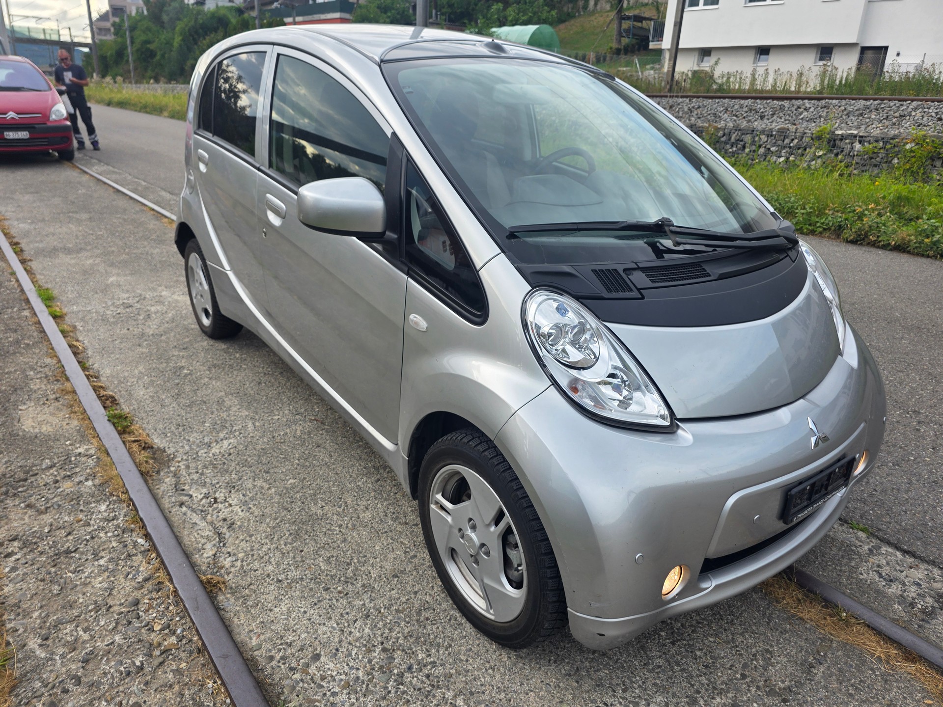 MITSUBISHI i MiEV Style-image-0