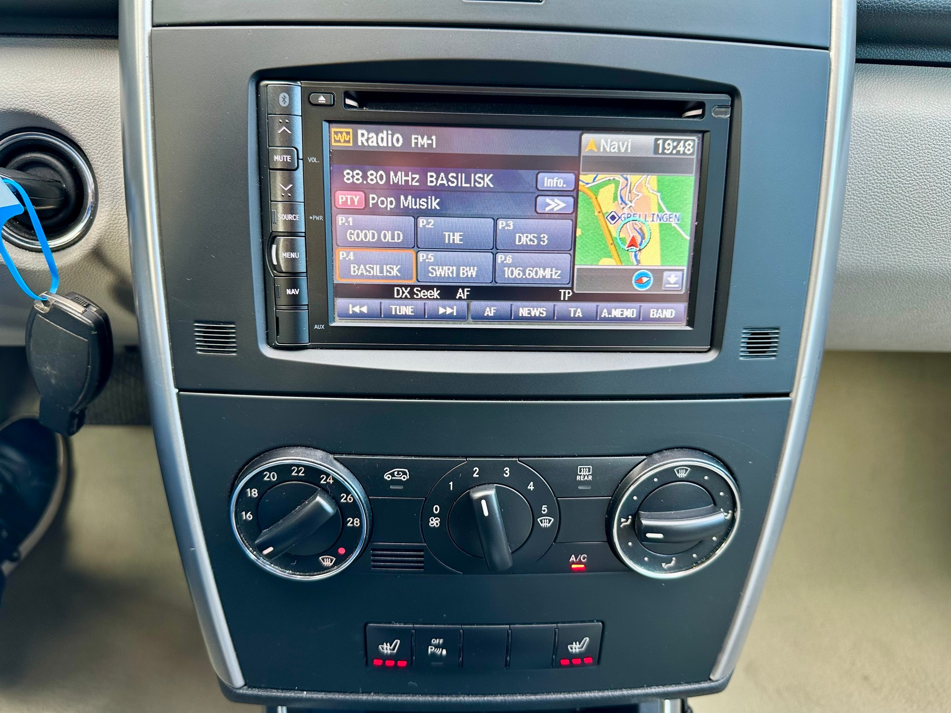 MERCEDES-BENZ A 180 Avantgarde Selection Autotronic-image-17
