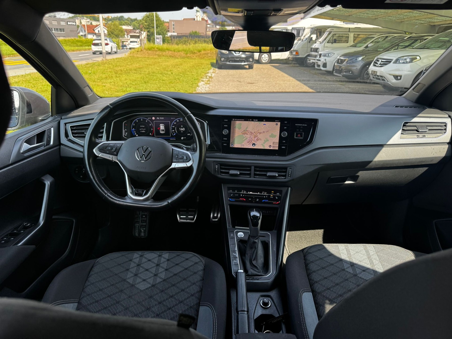 VW Taigo 1.5 TSI R-Line DSG-image-9