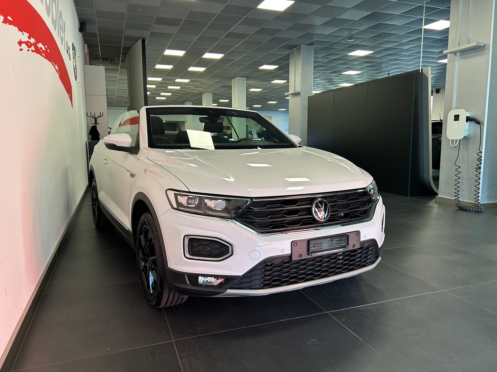 VW T-Roc Cabriolet 1.5 TSI EVO Advance DSG-image-4
