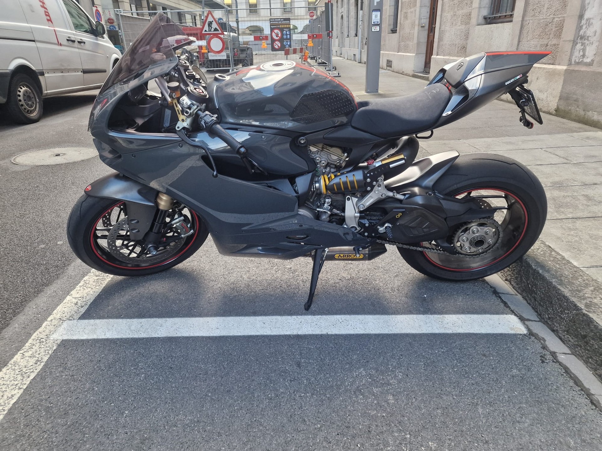 DUCATI Panigale 1199 S ABS-image-1