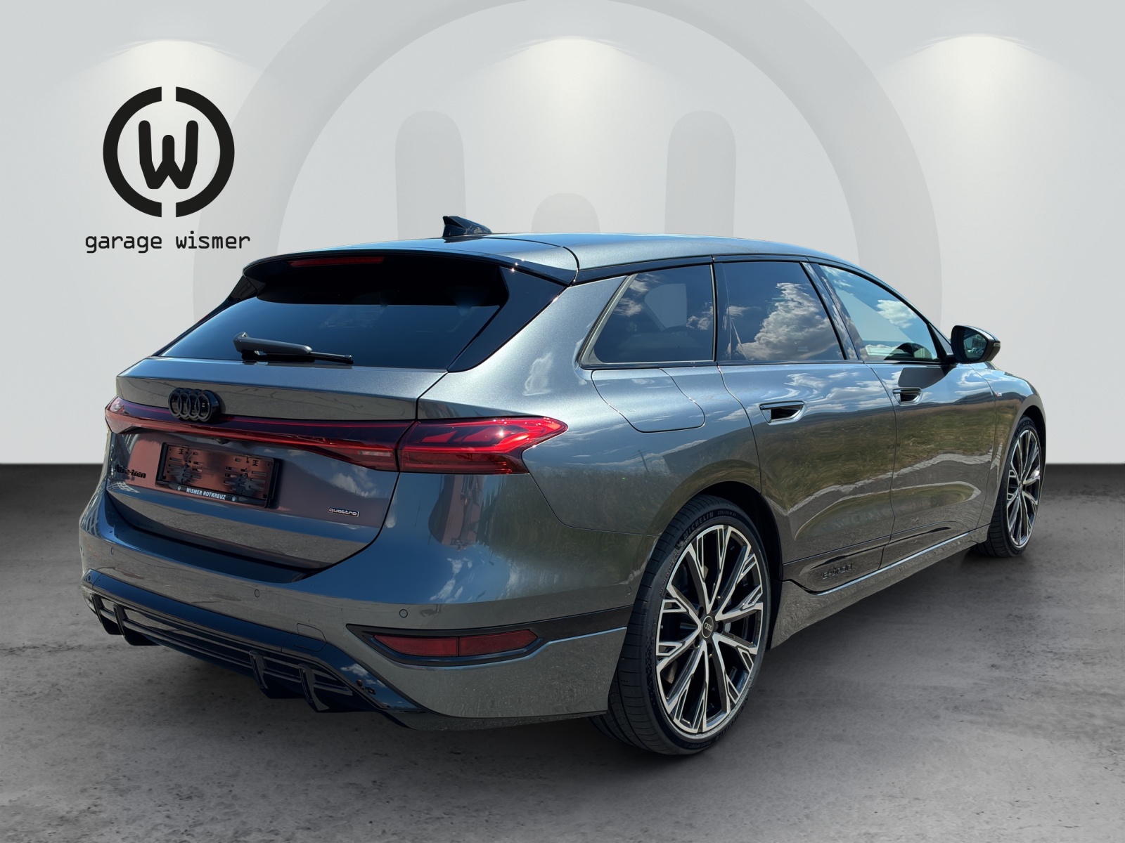 AUDI A6 Avant e-tron quattro-image-3