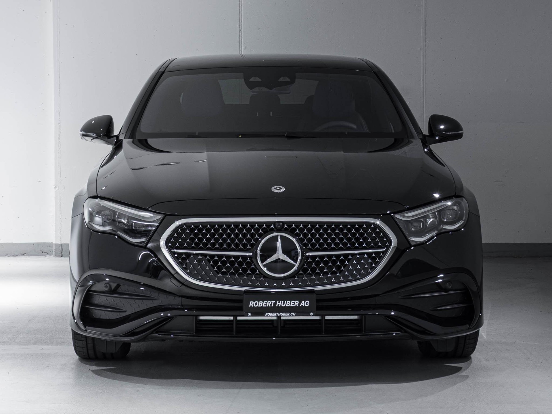 MERCEDES-BENZ E 220 d 4MATIC-image-2