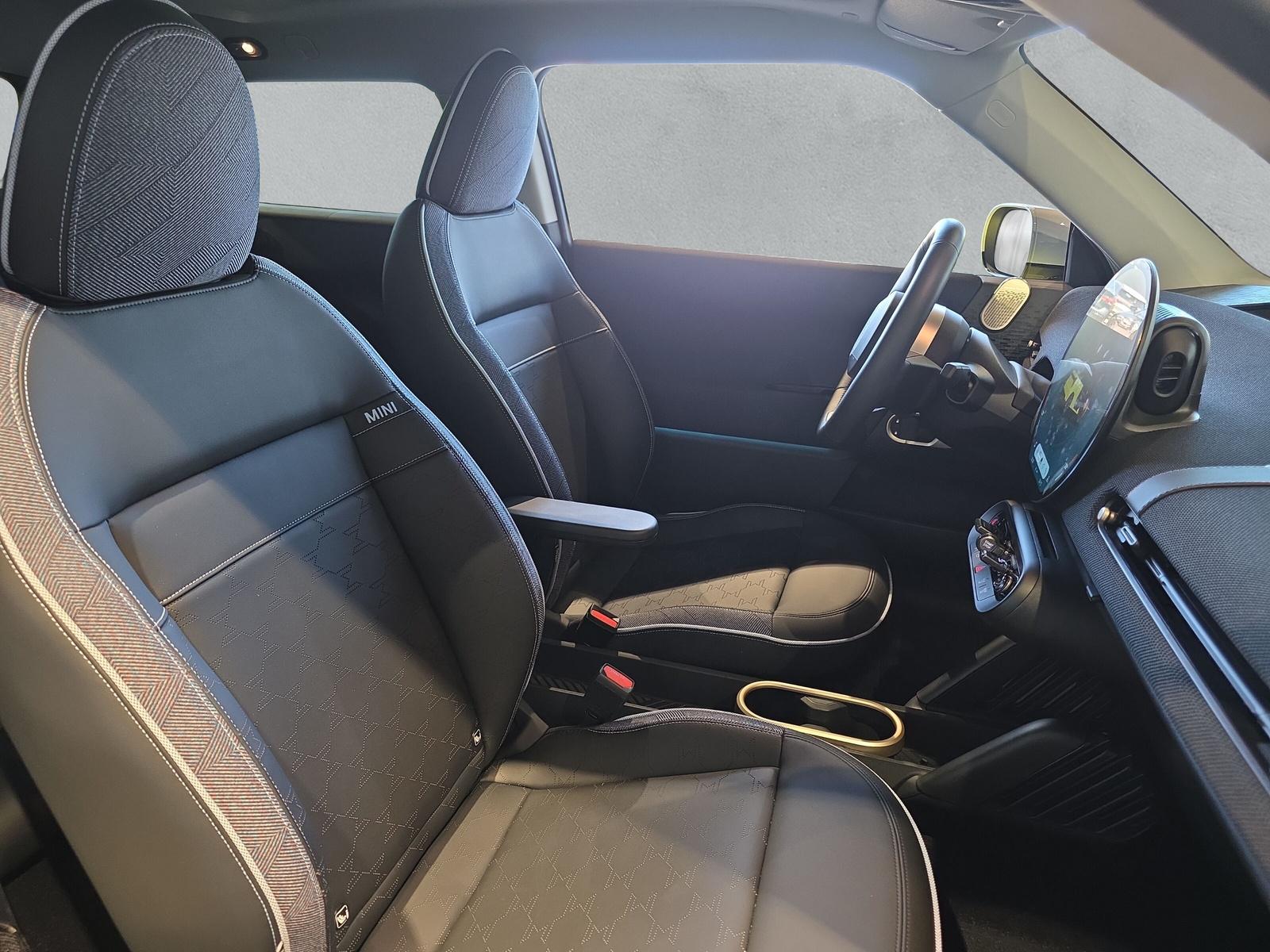MINI Cooper SE J01 (CH)-image-12
